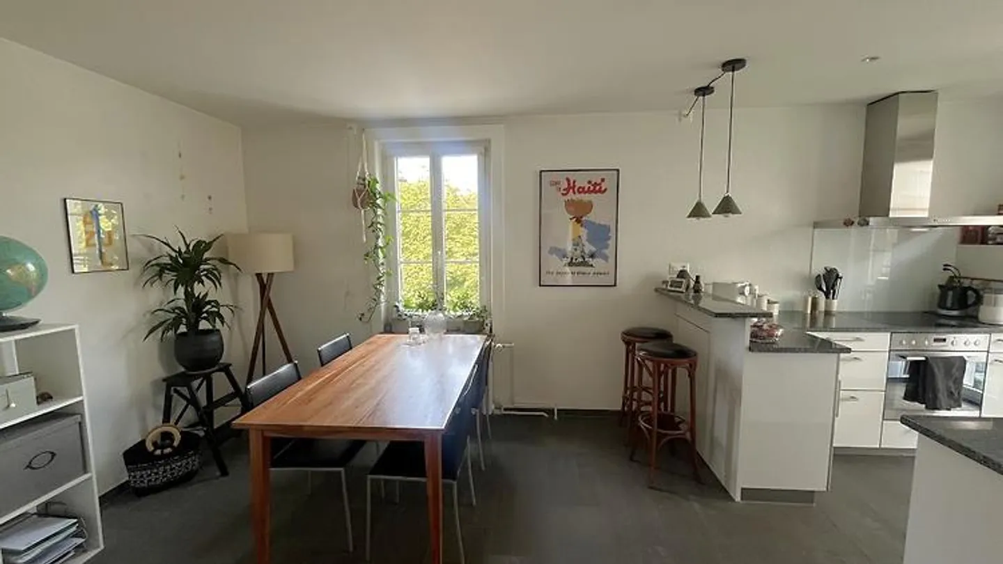 APPARTEMENT DE 2½ PIÈCES À BERNE - BREITENRAIN, MEUBLÉ, TEMPORAIRE - Photo 1 sur 6