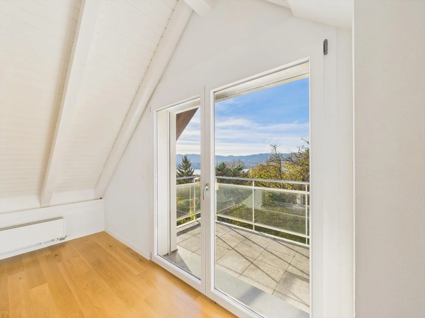 Casa a schiera con vista sul lago nella migliore posizione a Zollikon - Foto 9 di 13