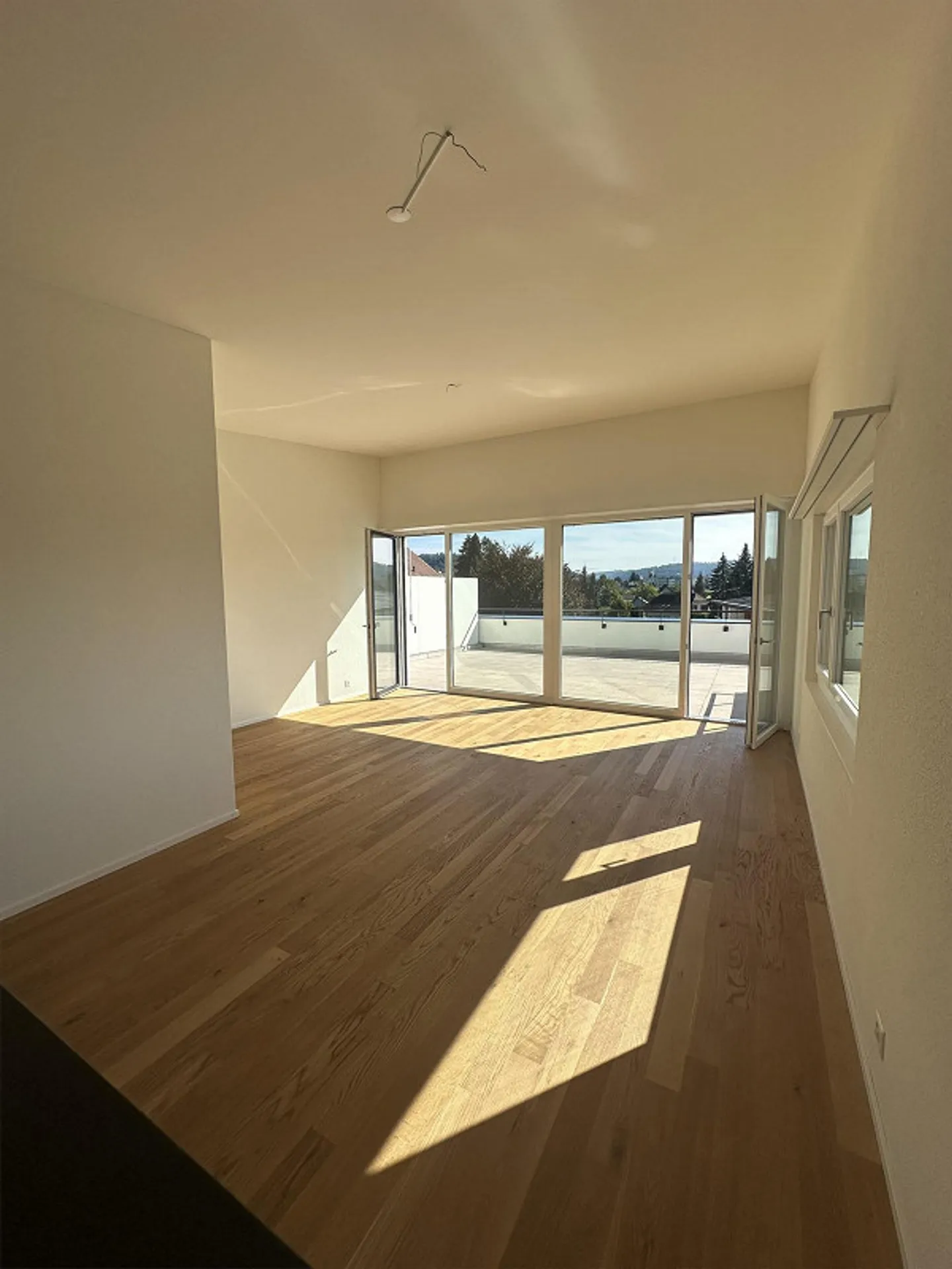 Moderno appartamento 2.5 locali con ampio balcone - disponibile immediatamente o su appuntamento - Foto 6 di 7