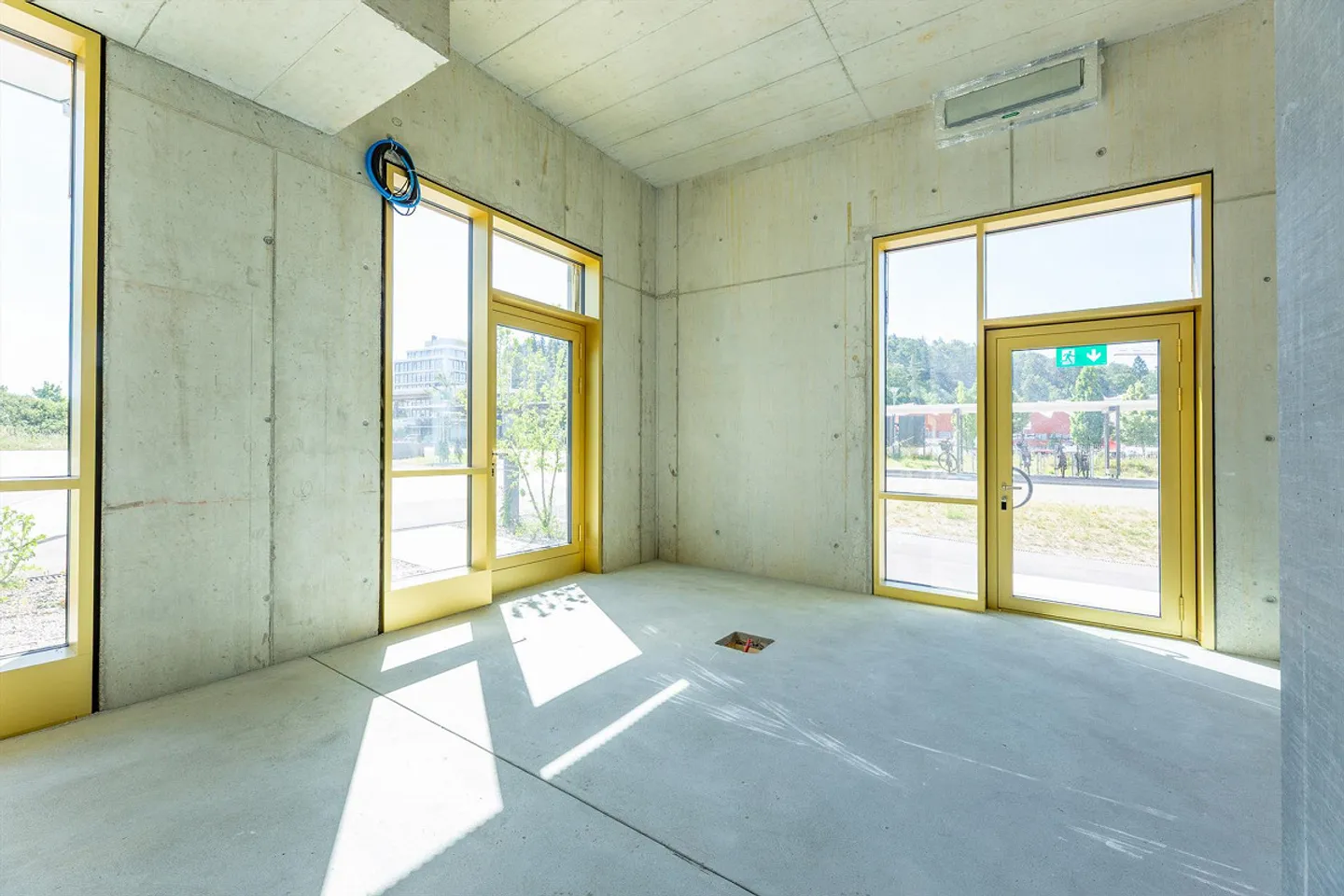 Your new business premises directly at Winterthur-Hegi station - Photo 4 of 7