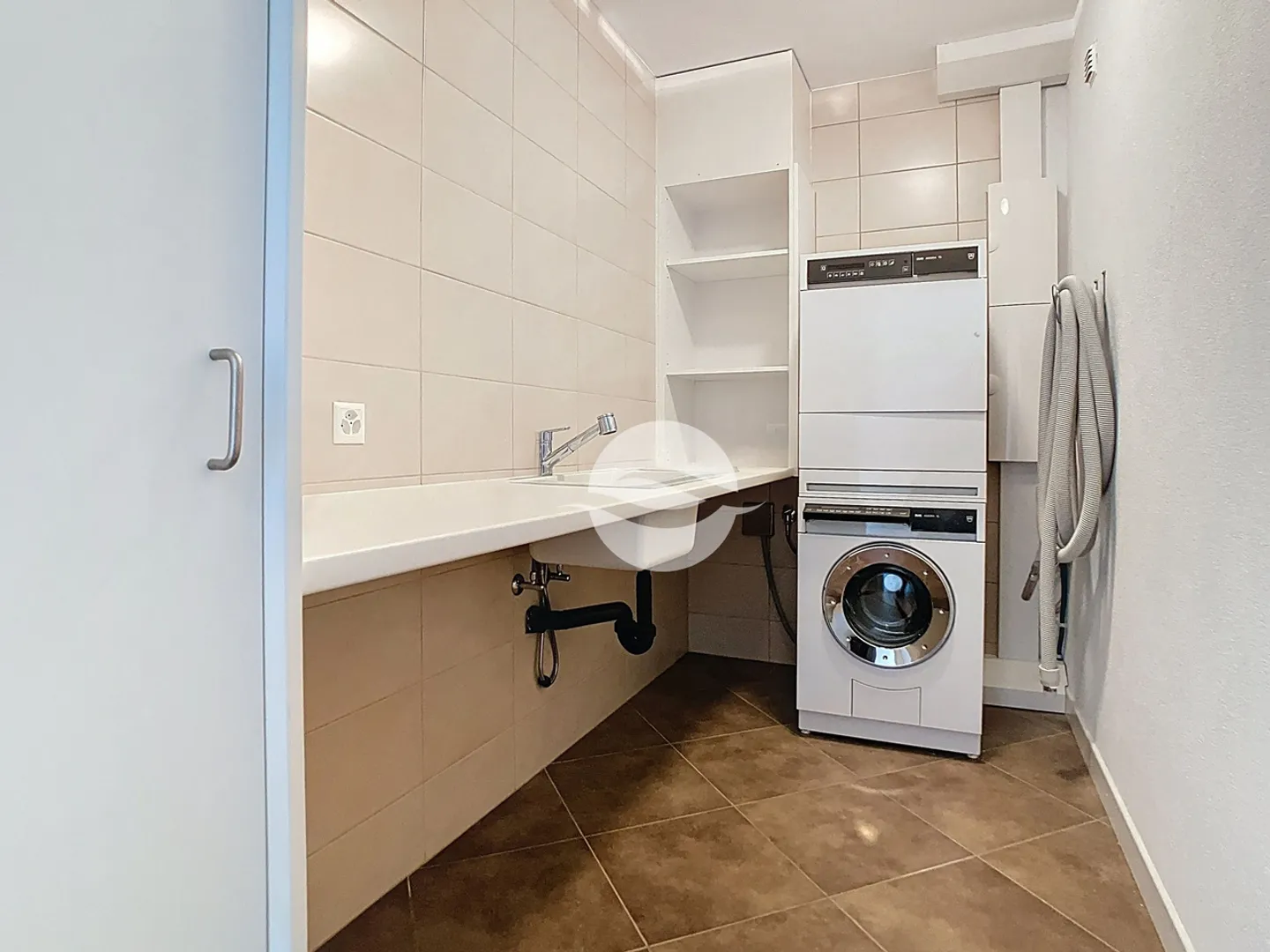 Attico con terrazza privata sul tetto - Foto 14 di 15