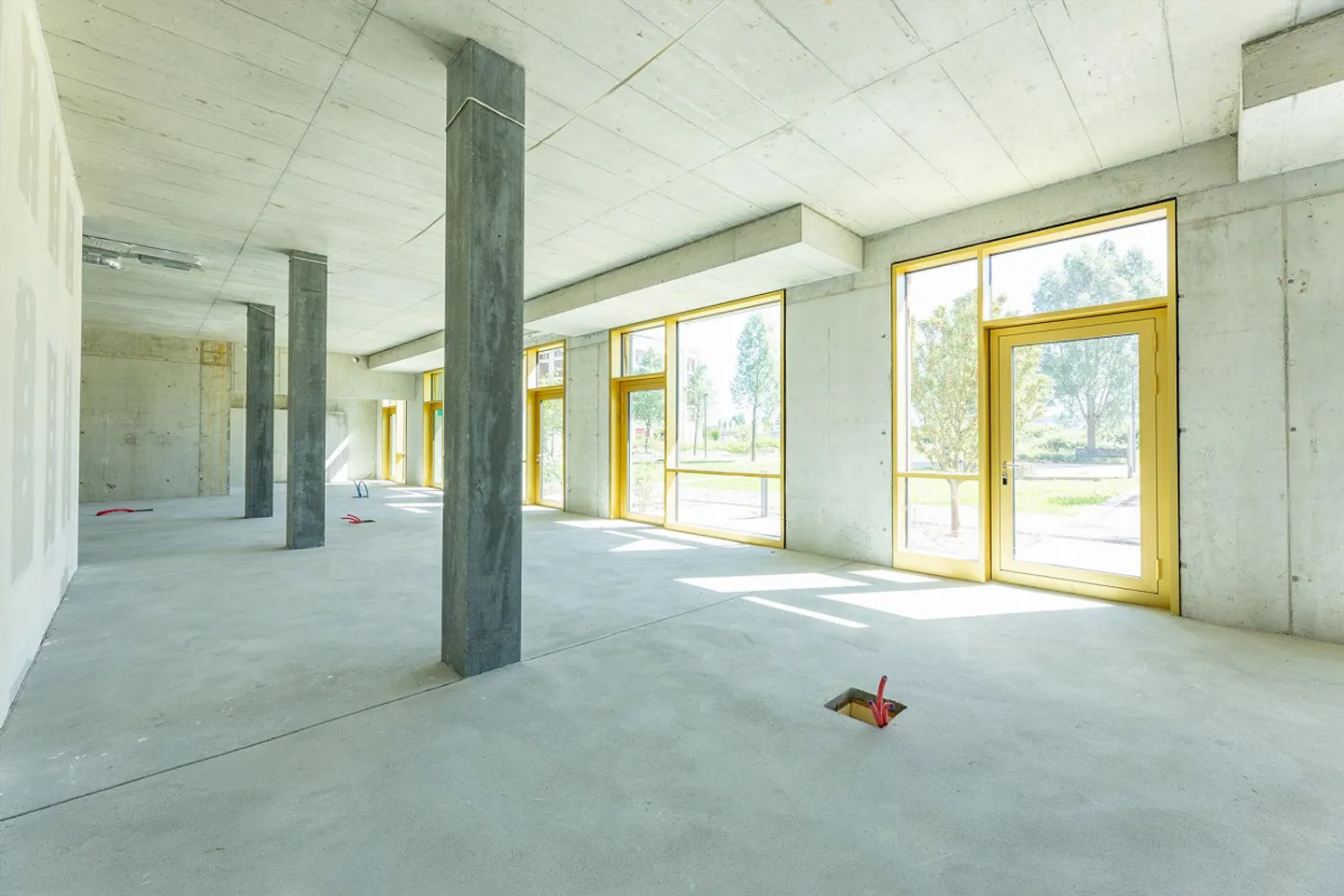 Your new business premises directly at Winterthur-Hegi station - Photo 5 of 7
