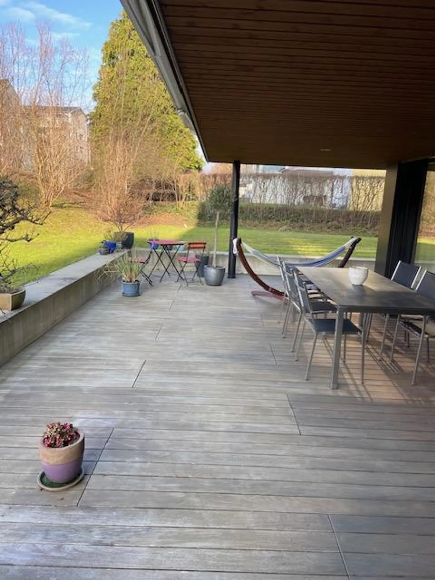 APPARTAMENTO CON GIARDINO E SPLENDIDA AREA SALOTTO - Foto 11 di 15