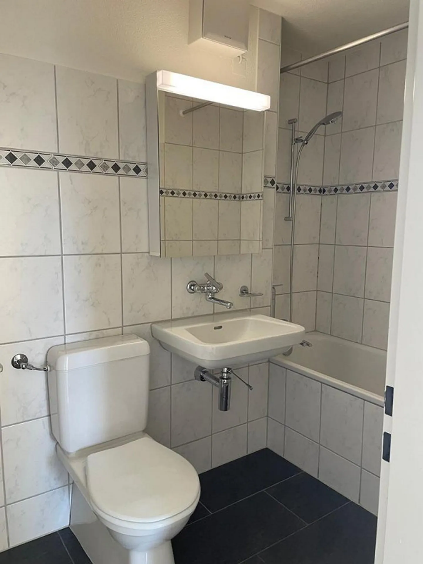 Belle appartement de 2,5 pièces dans un endroit calme à Muri - Photo 5 sur 6