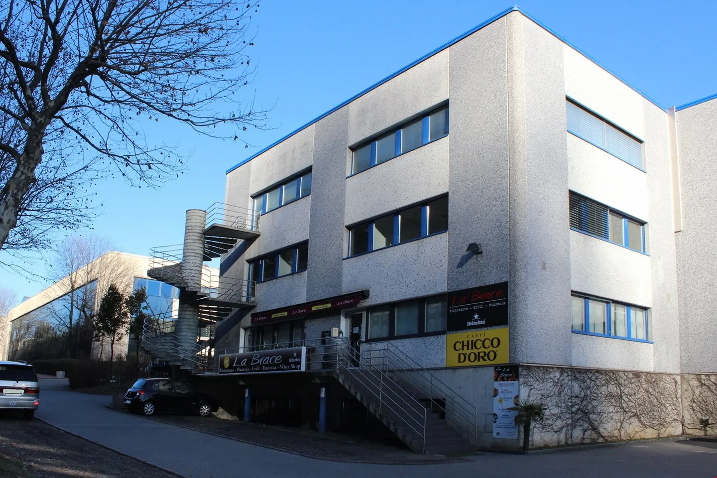 Manno - Bureau-Laboratoire à louer - 230 m² - Photo 4 sur 7