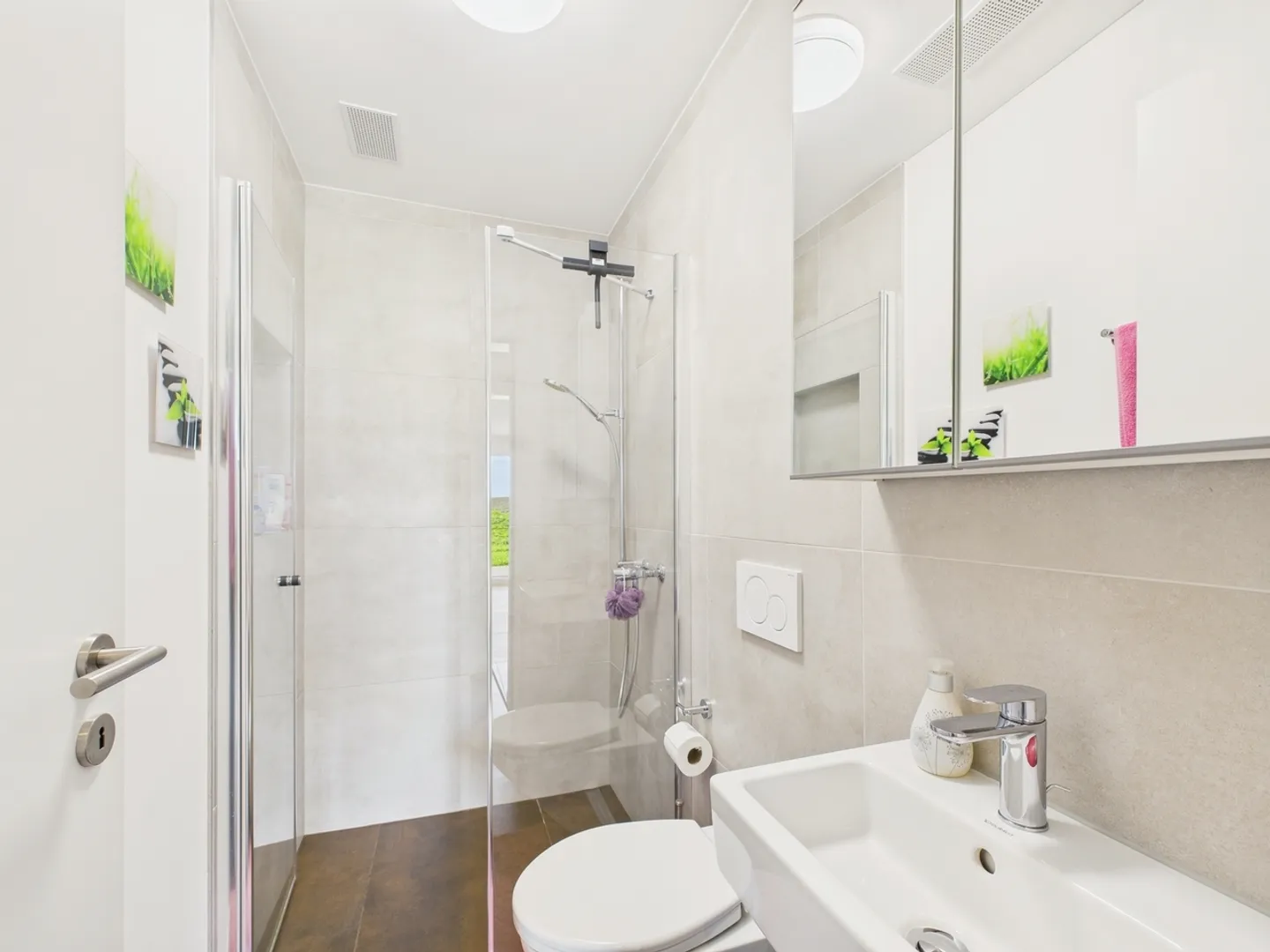 Exclusive 3.5-room apartment in Salenstein - Photo 7 of 9