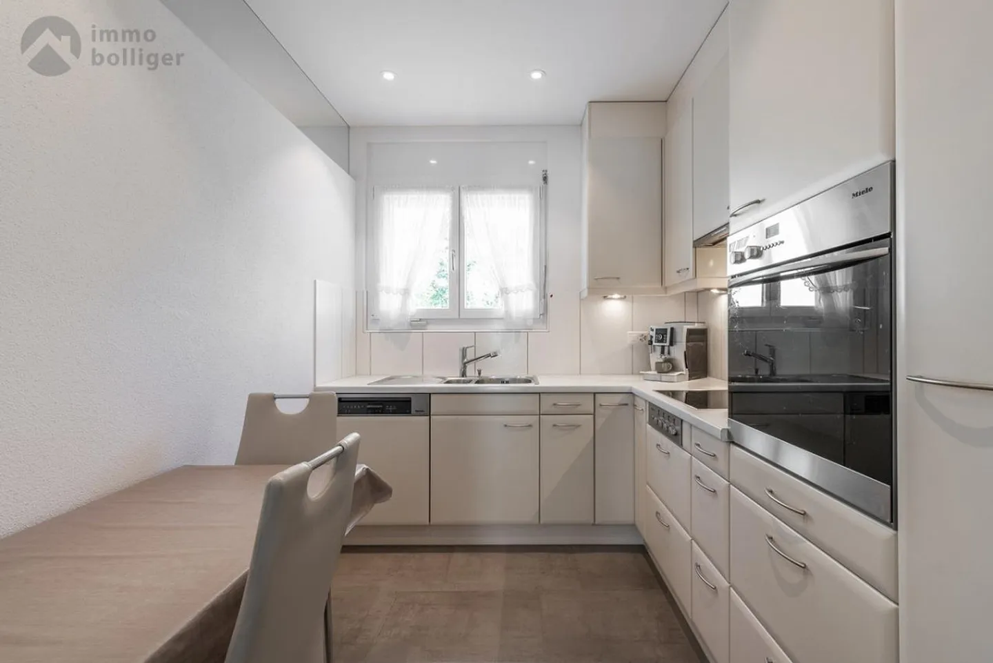 Charmantes Einfamilienhaus in Rothrist - Foto 4 von 16