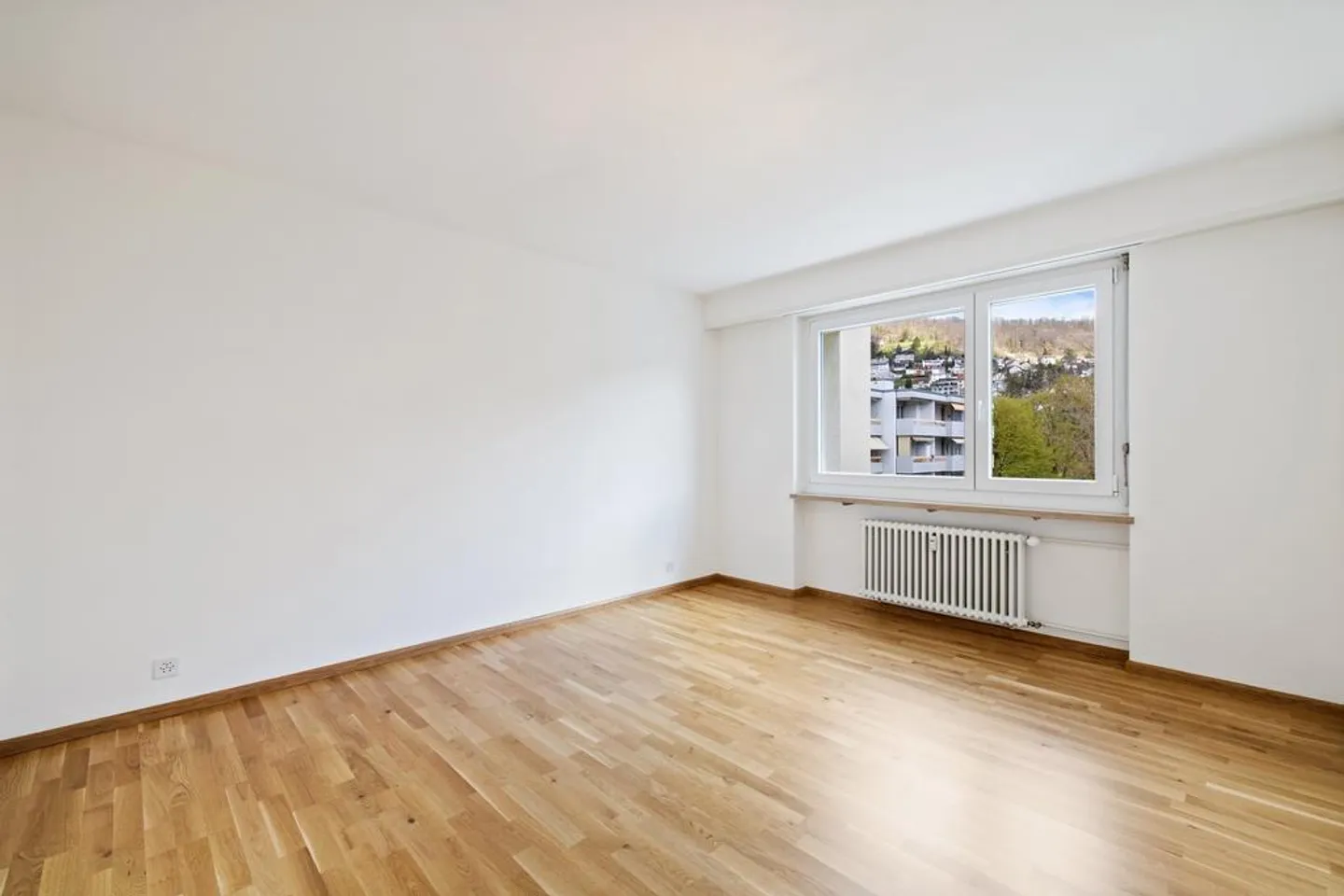 Modernes Apartment mit Blick ins Grüne - Foto 4 von 5