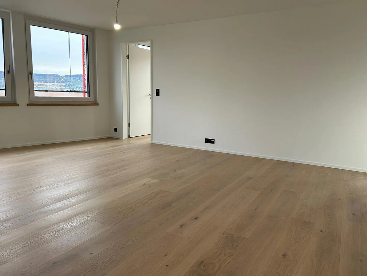 Ready for occupancy immediately - First rental after renovation - Photo 3 of 10