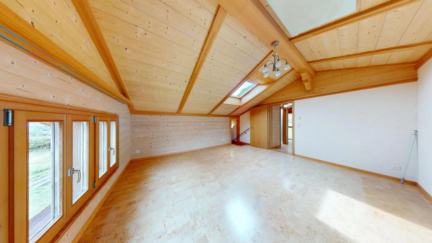 Charming Semi-Detached House with Panorama - Photo 5 of 10