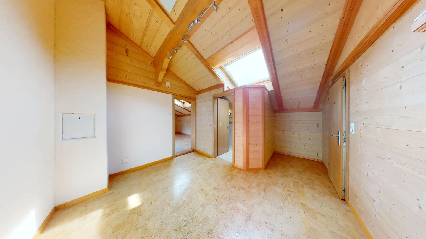Charming Semi-Detached House with Panorama - Photo 6 of 10