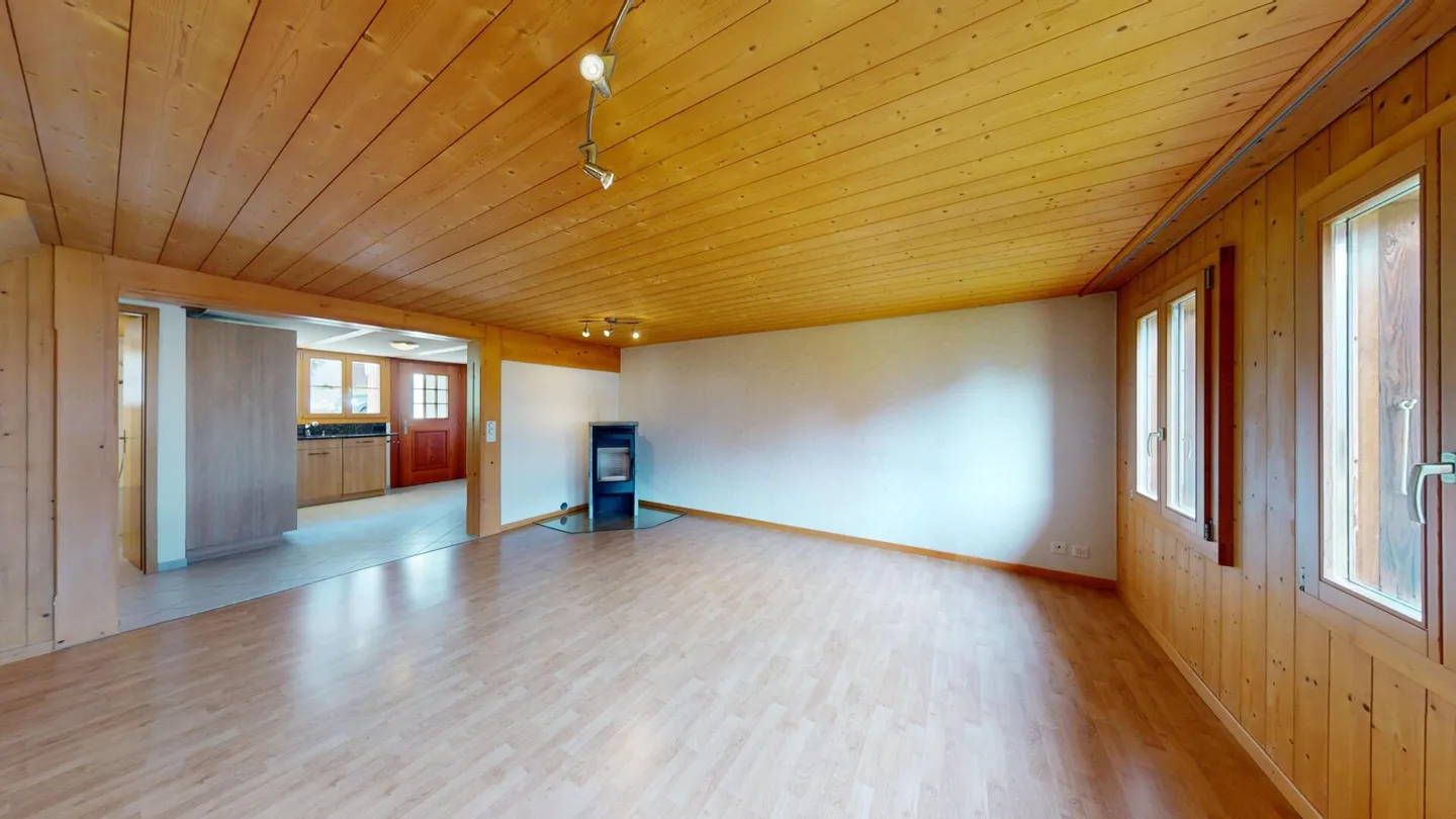 Charming Semi-Detached House with Panorama - Photo 7 of 10