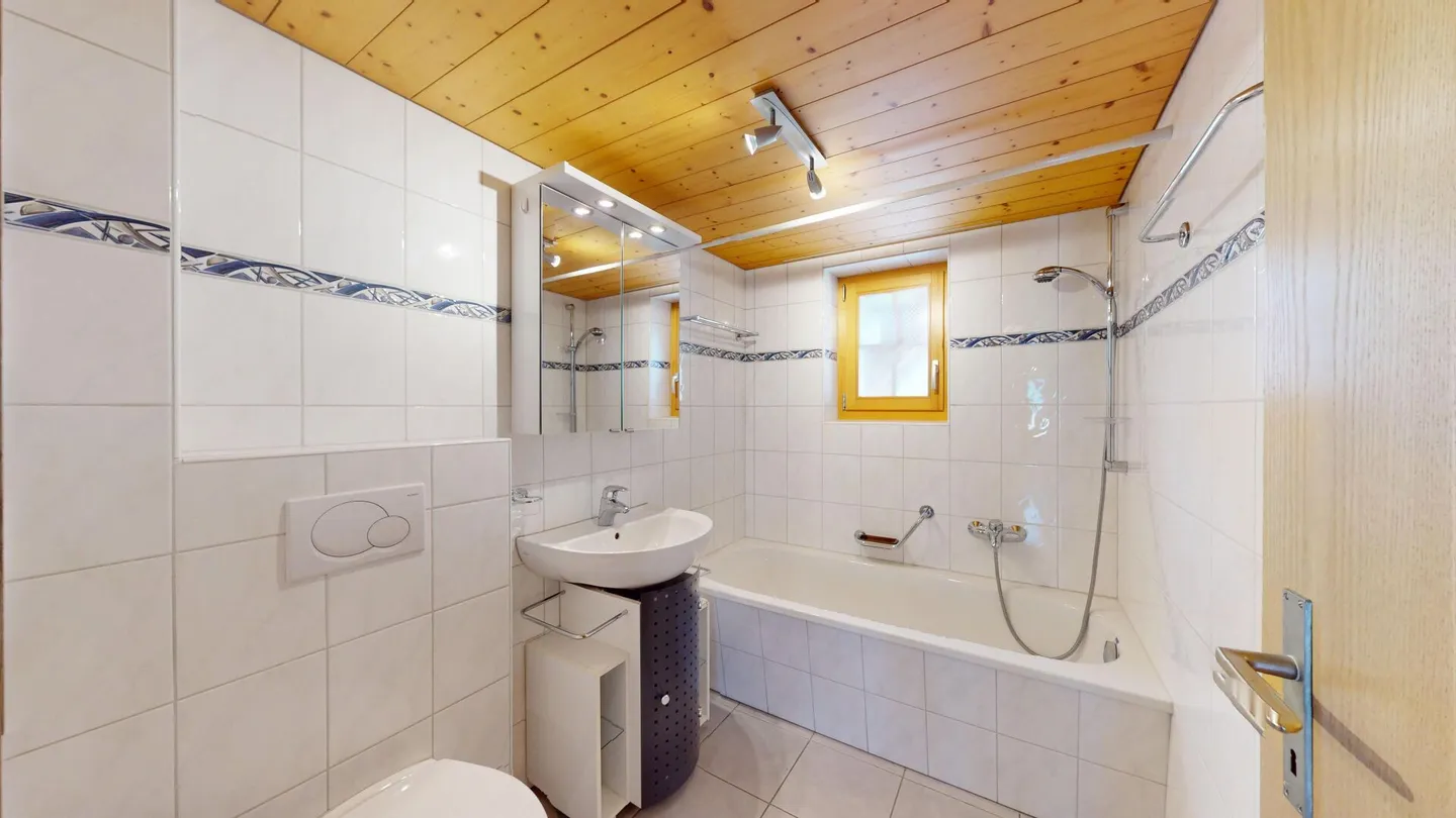 Charming Semi-Detached House with Panorama - Photo 9 of 10