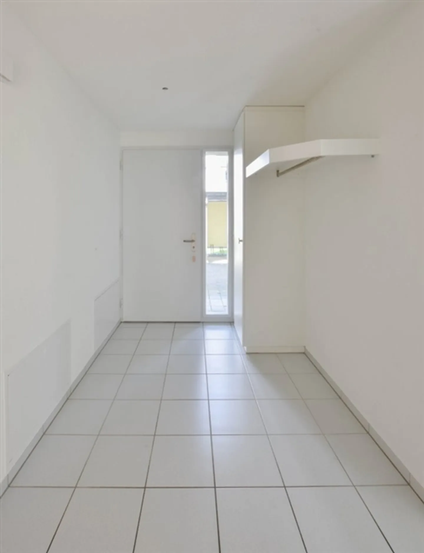 Spacious apartment in a quiet location in Ittigen - Photo 3 of 12