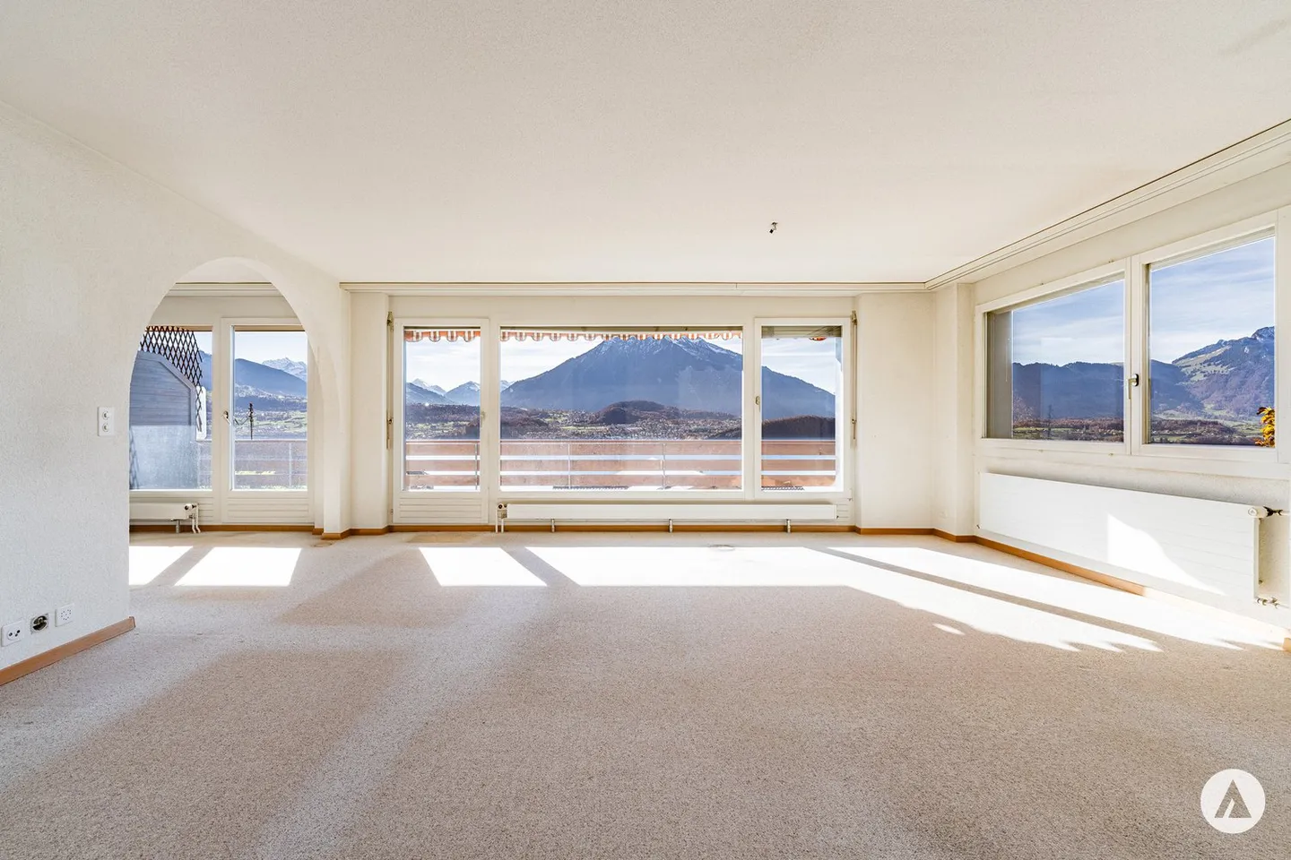 Posizione soleggiata in collina con panorama mozzafiato - Foto 7 di 13