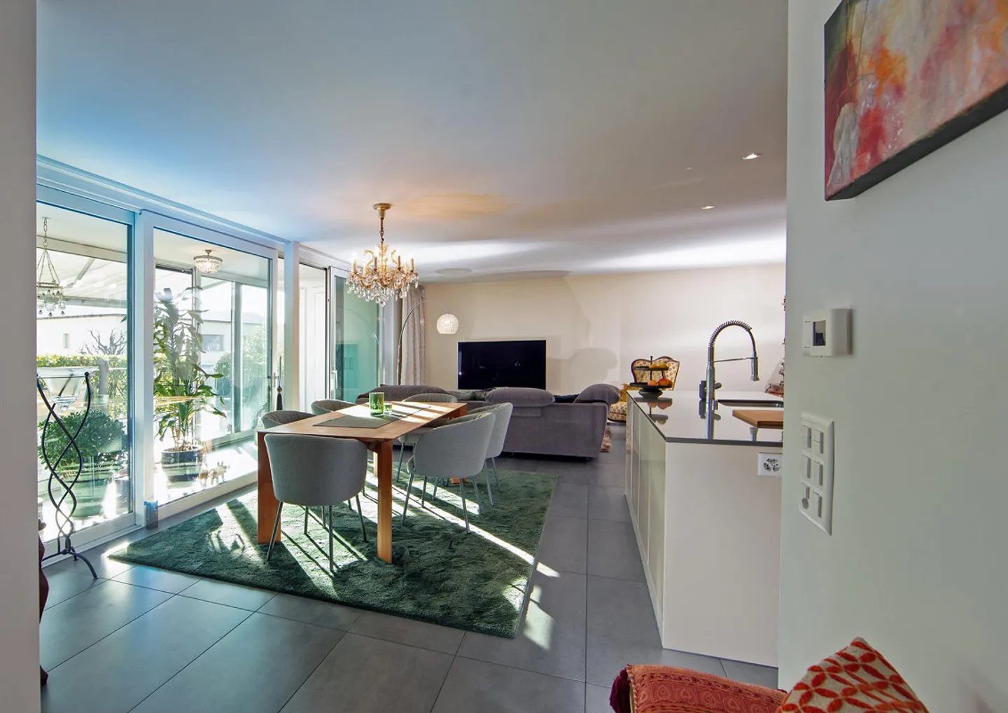 Maisonette Appartement de Jardin Emplacement et Design de Premier Choix - Photo 3 sur 24