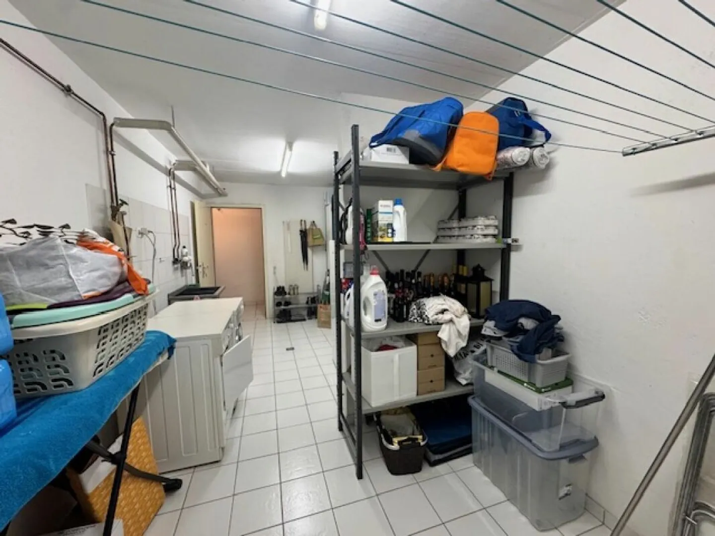 ZU VERKAUFEN IN MINUSIO - GERÄUMIGE 4.5-ZIMMER-WOHNUNG IM EG MIT SEEBLICK (SEKUNDÄRE WOHNUNG) - Foto 27 von 30