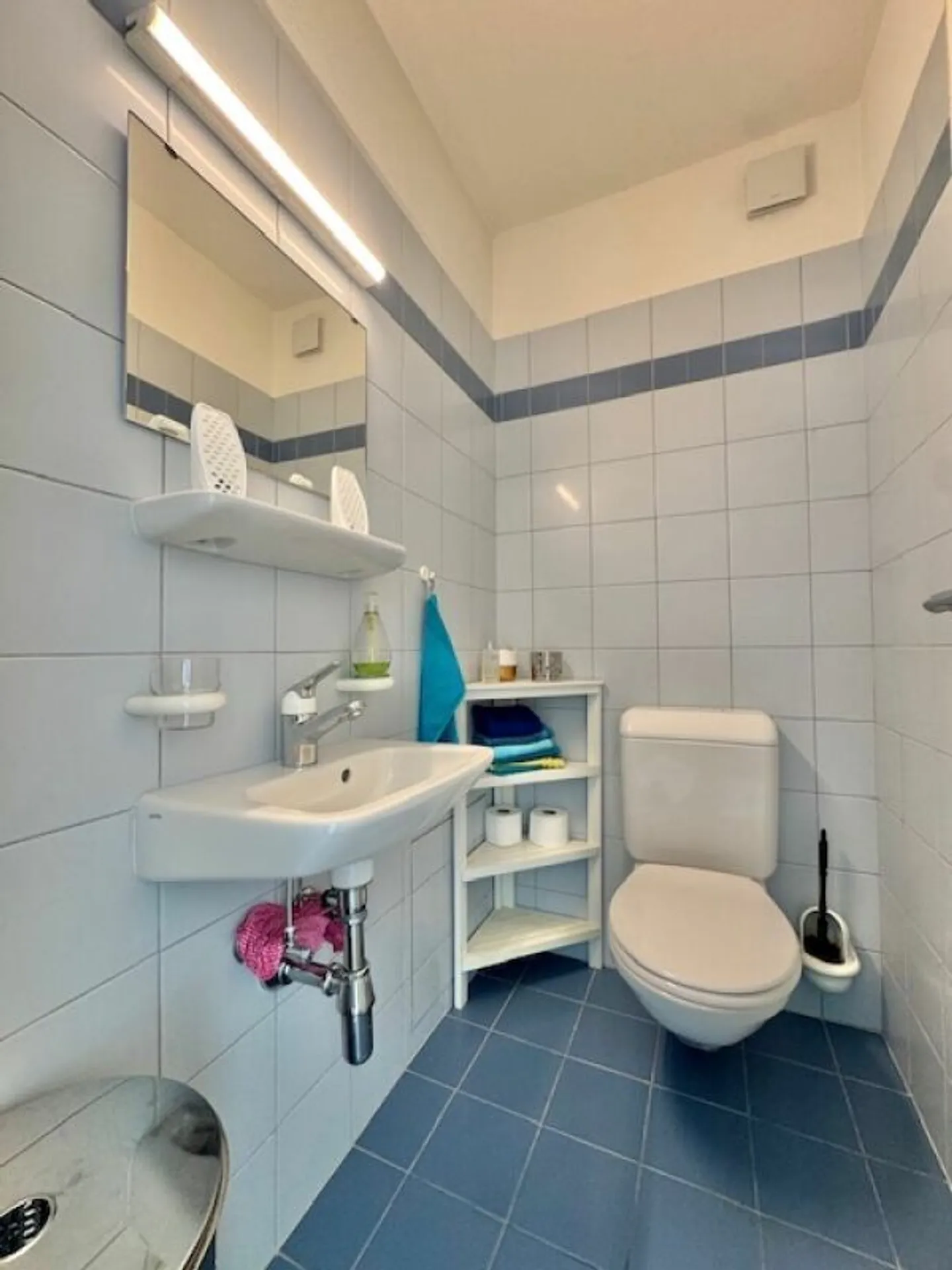 ZU VERKAUFEN IN MINUSIO - GERÄUMIGE 4.5-ZIMMER-WOHNUNG IM EG MIT SEEBLICK (SEKUNDÄRE WOHNUNG) - Foto 16 von 30