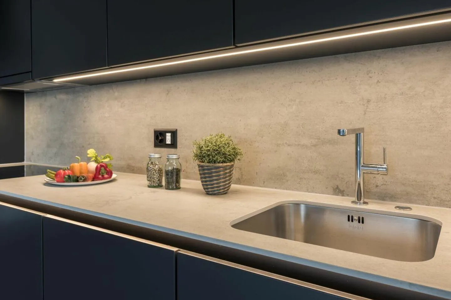 Appartamento da giardino soleggiato da sogno nel verde! - Foto 3 di 11