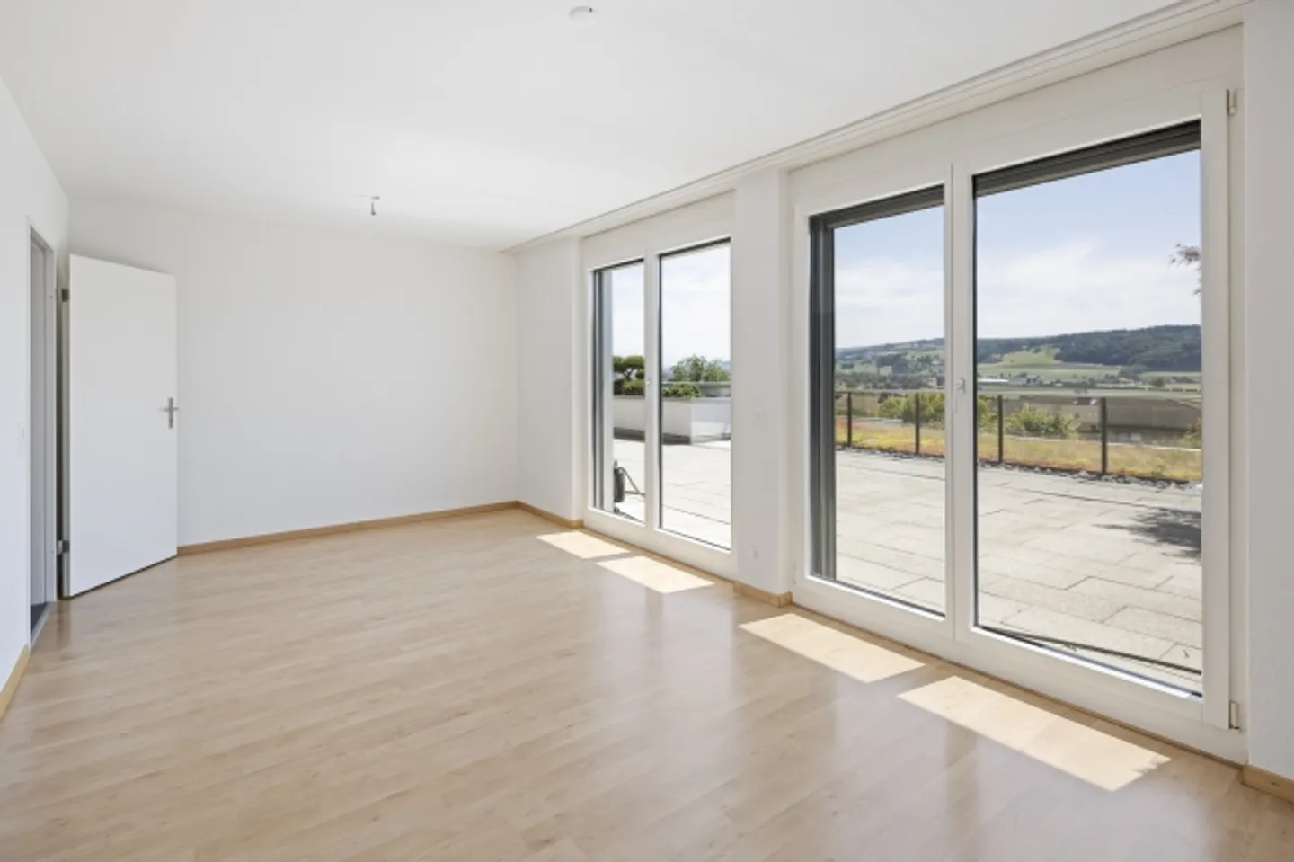 Miracolo di spazio elegante con terrazza e panorama alpino - Foto 5 di 15