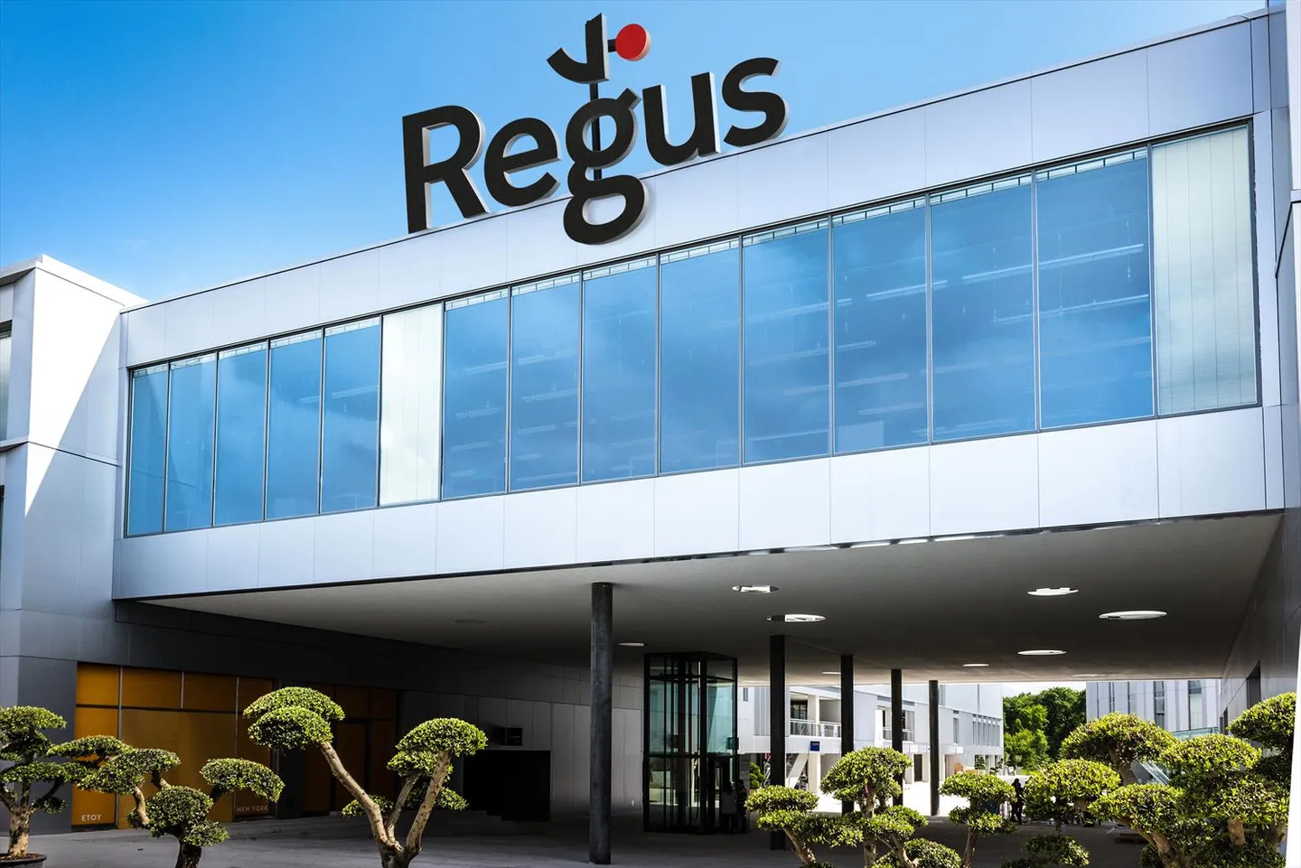 Spazio ufficio aperto per 10 persone presso Regus iLife City - Foto 11 di 11