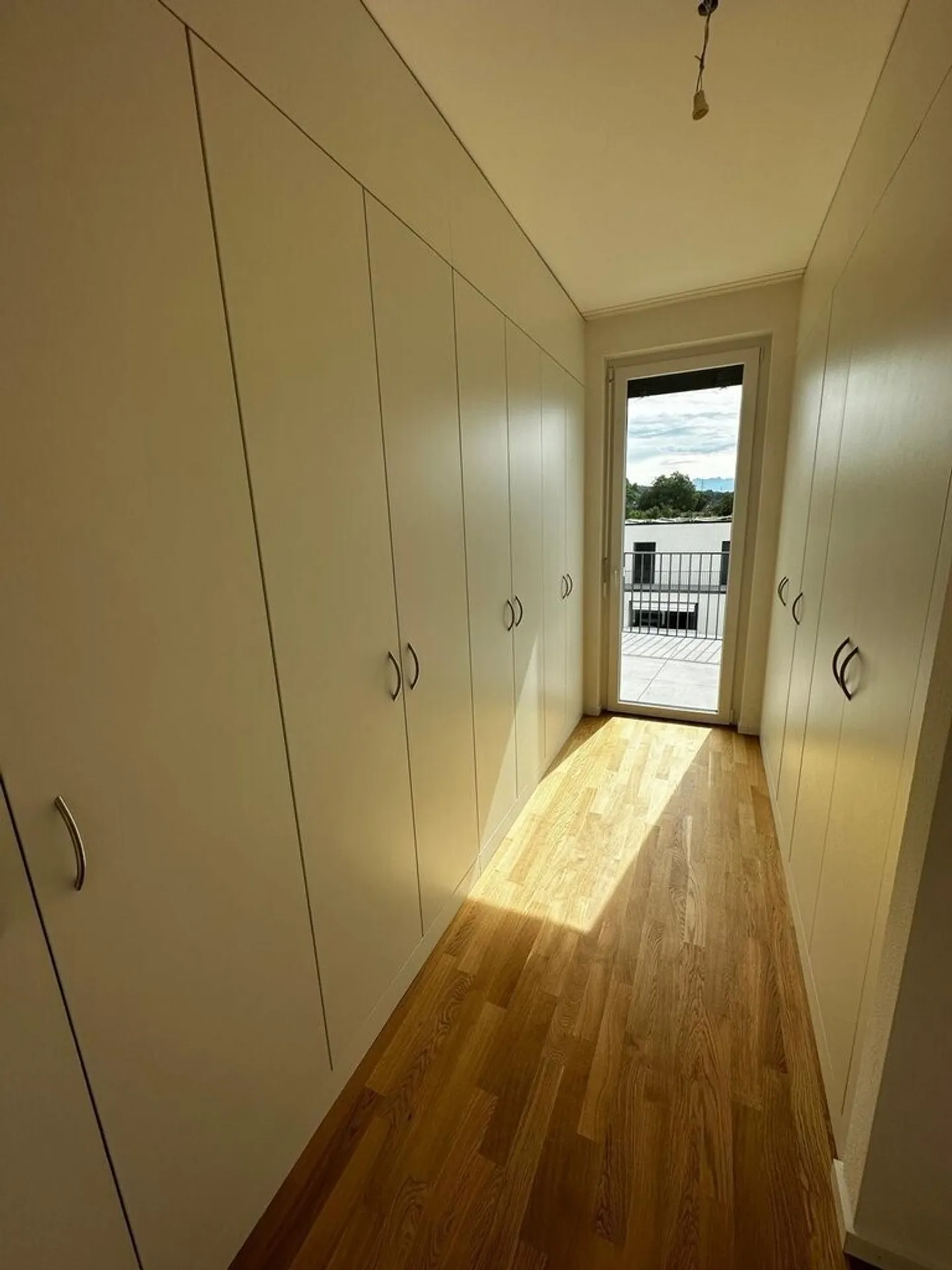 Nuovo Appartamento con Terrazza Spaziosa - Foto 6 di 12