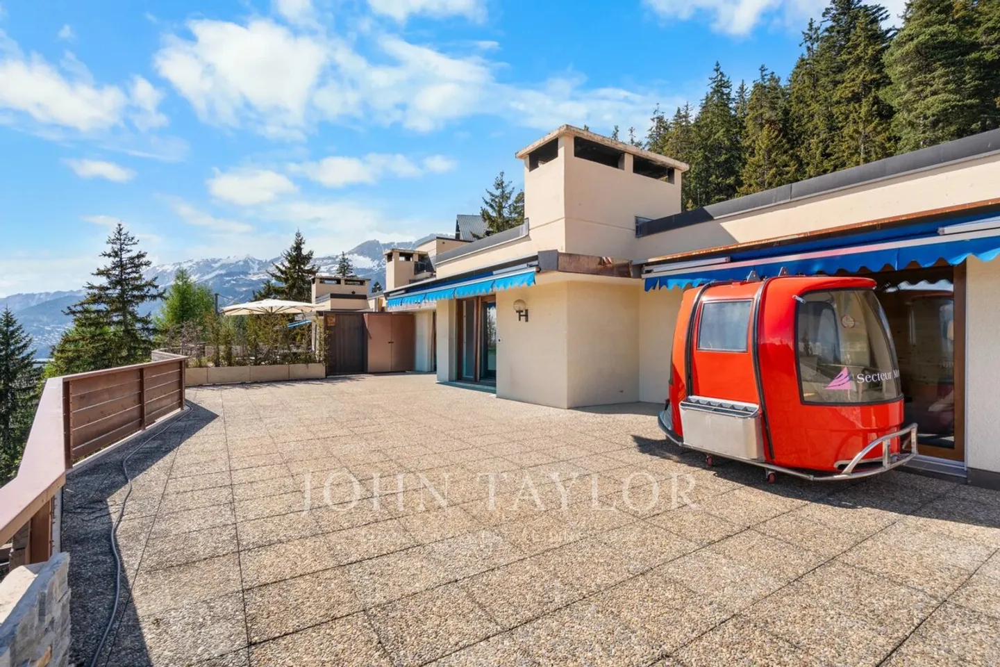 Attique avec Terrasse & Vue Alpestre - Photo 10 sur 13