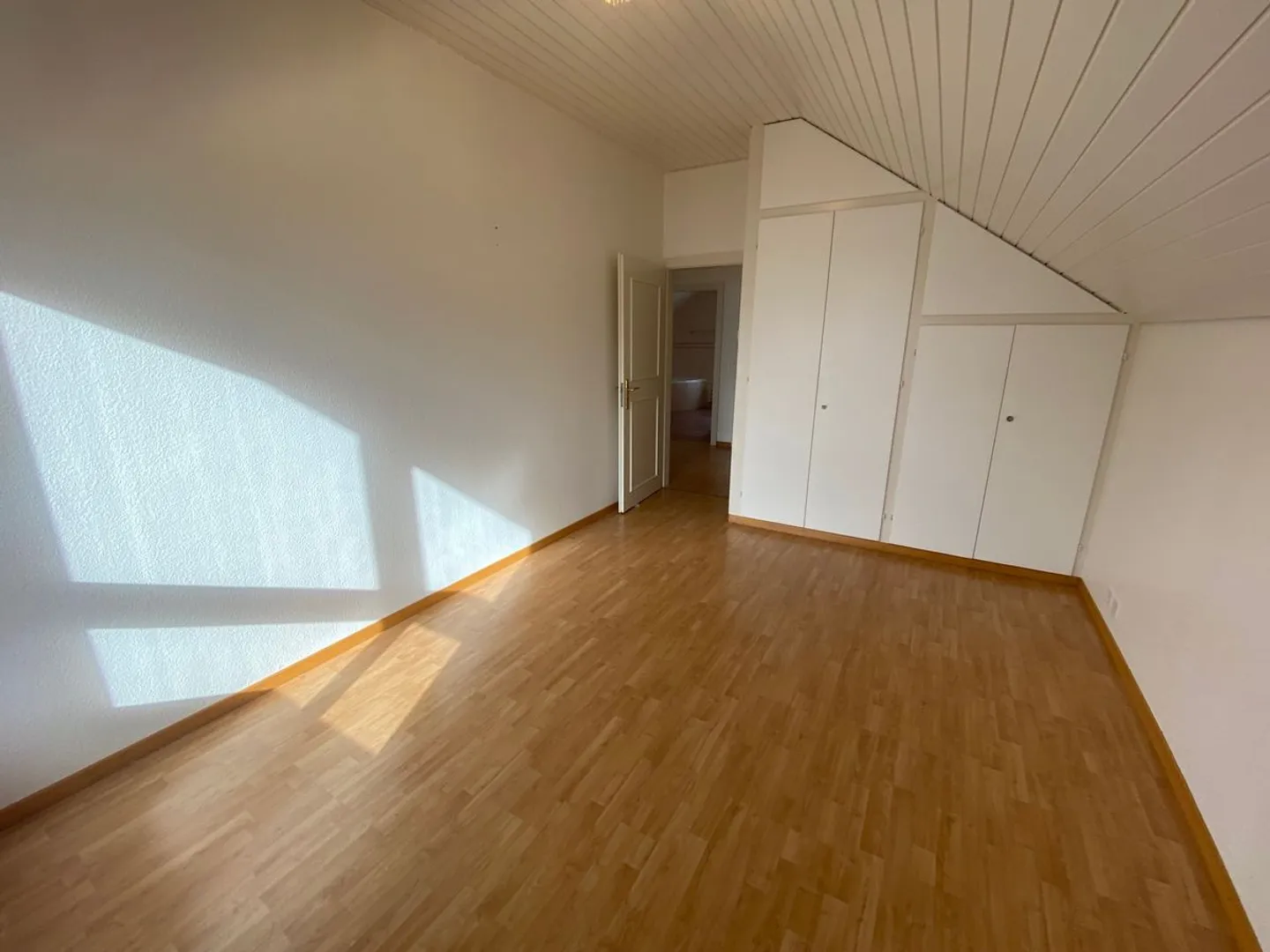 7-room house - Photo 4 of 6