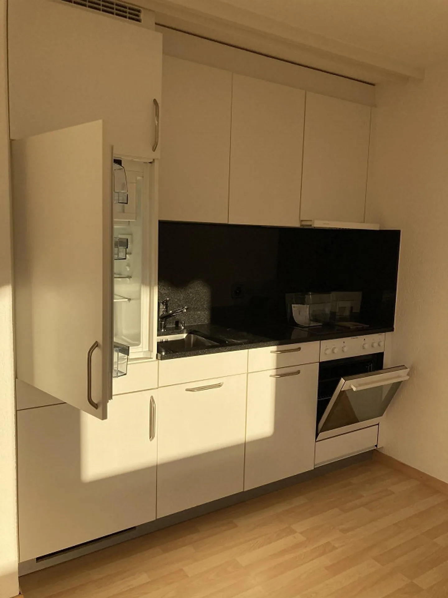 Studio in ruhigem Quartier - Foto 5 von 9