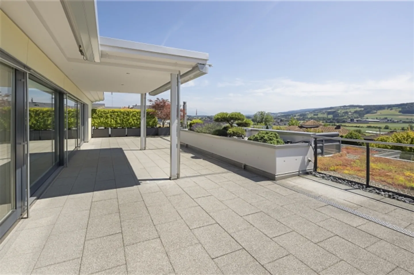 Miracolo di spazio elegante con terrazza e panorama alpino - Foto 13 di 15