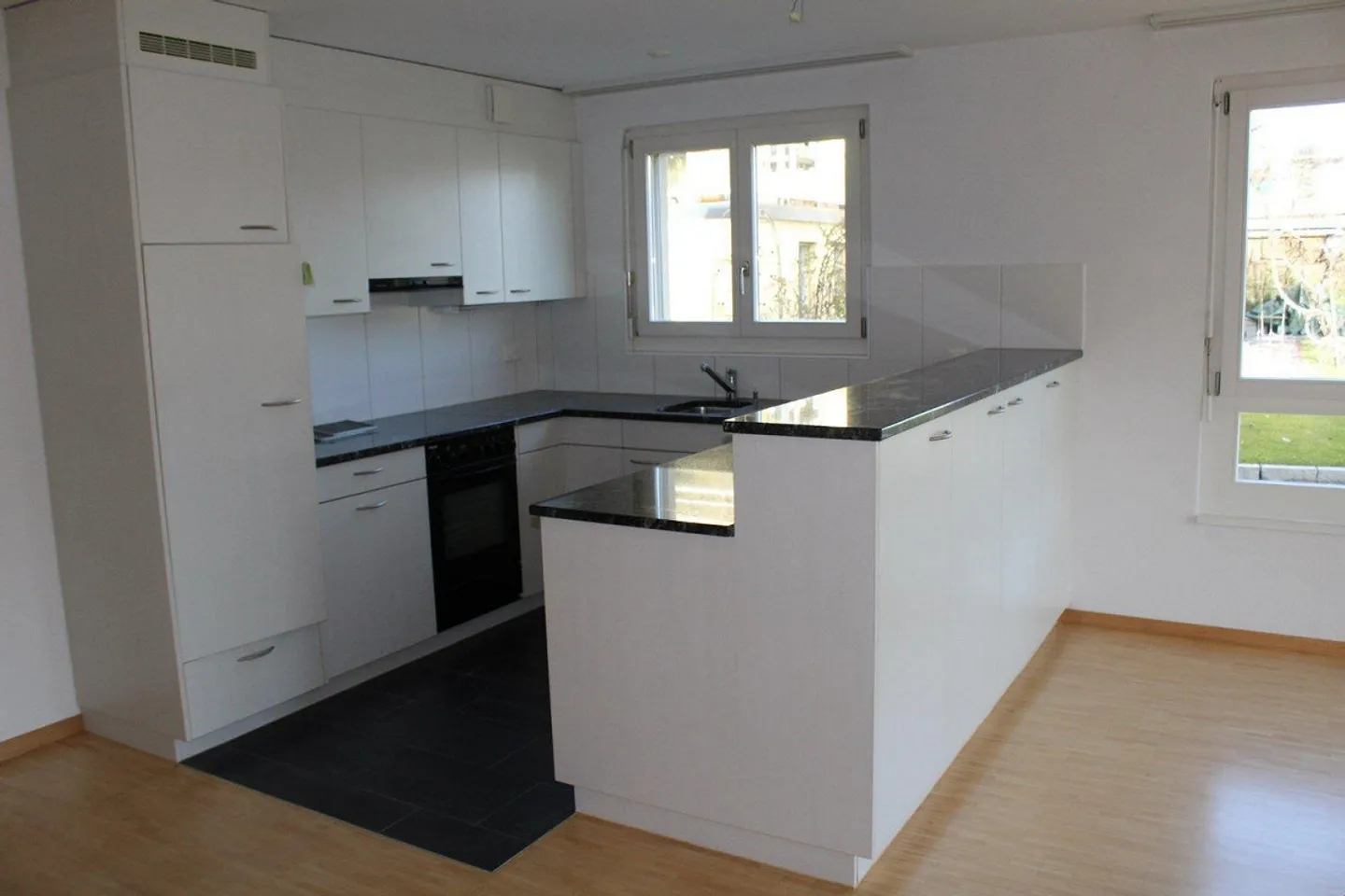 Worb-Enggistein - Appartement 3,5 pièces avec grand balcon - Photo 2 sur 7