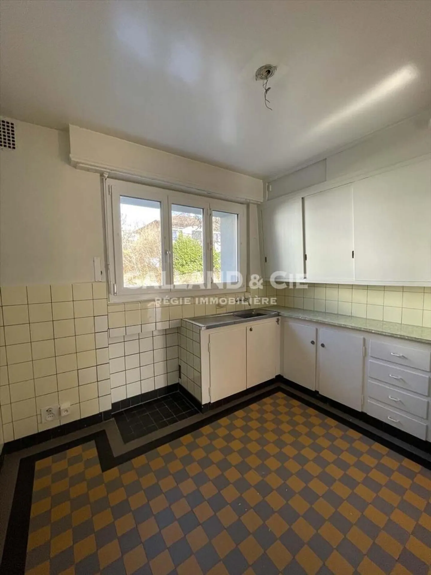 3-room apartment - Photo 7 of 8