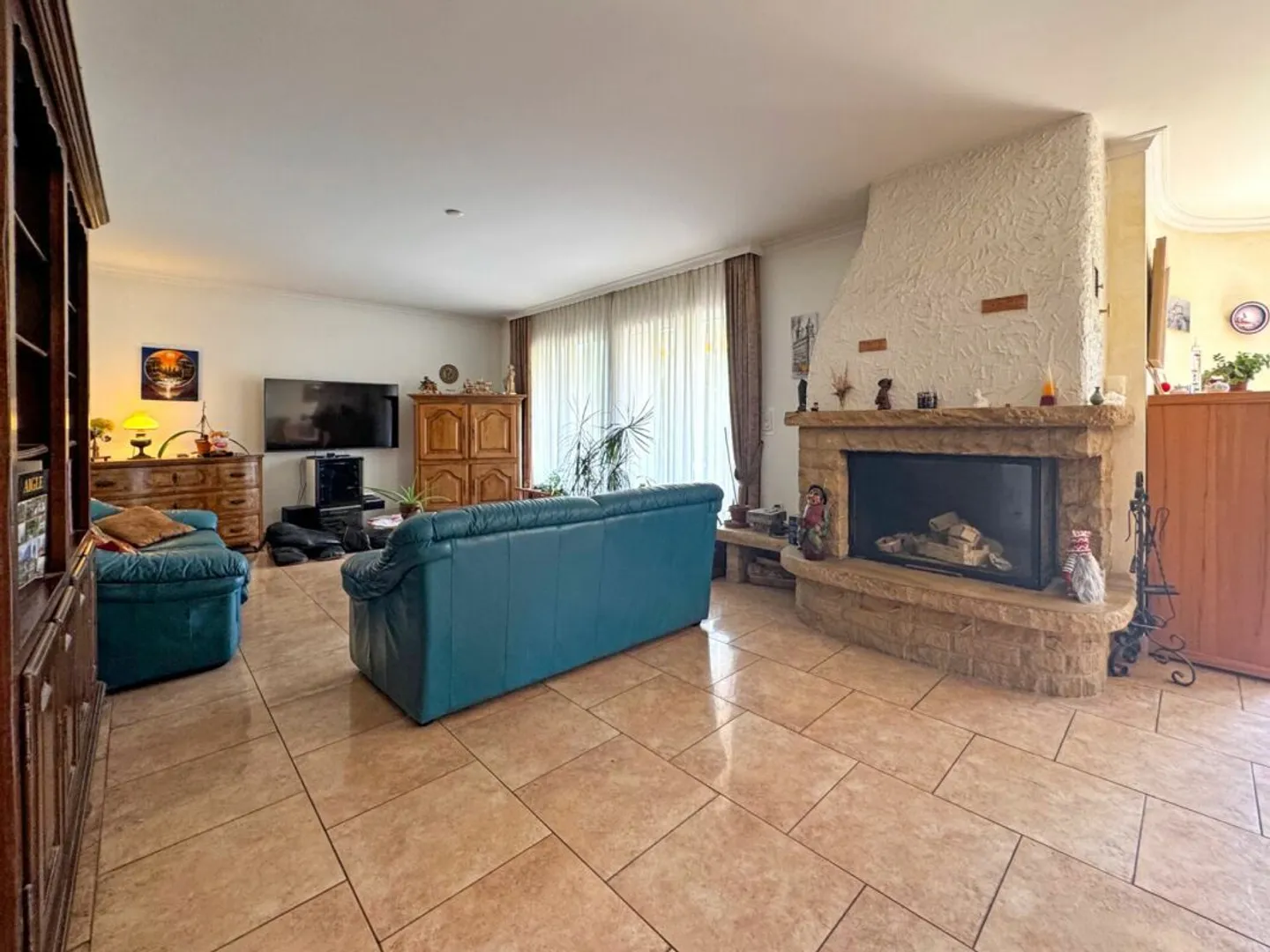 Casa indipendente ad Aigle con giardino. - Foto 7 di 28