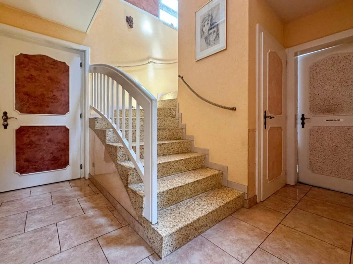 Casa indipendente ad Aigle con giardino. - Foto 10 di 28