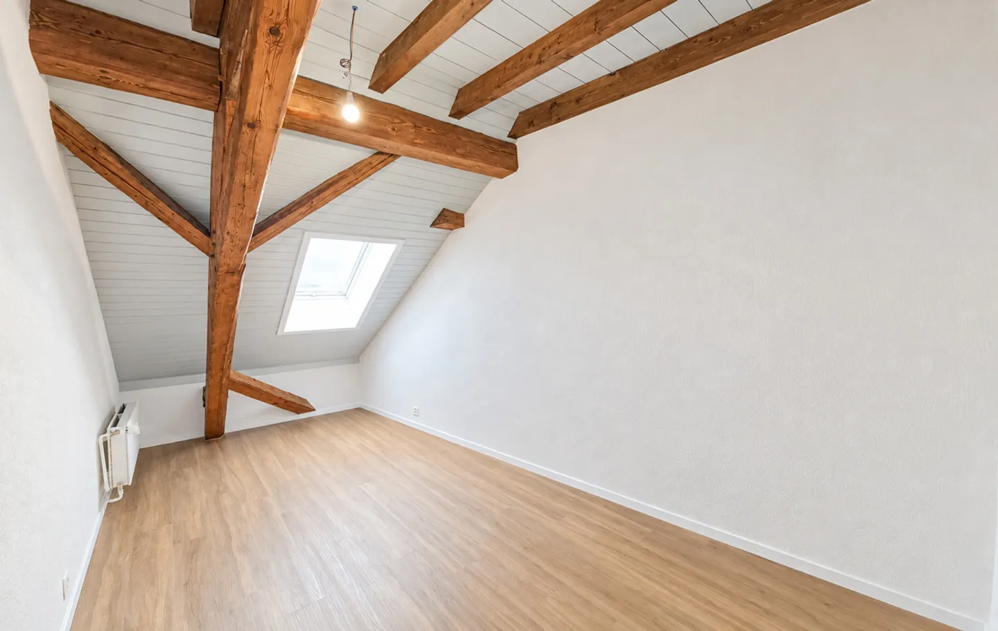 Appartamento di 4,5 locali completamente ristrutturato - Foto 6 di 12