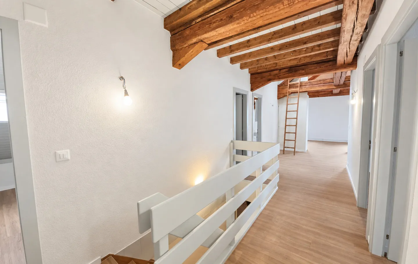 Appartamento di 4,5 locali completamente ristrutturato - Foto 10 di 12
