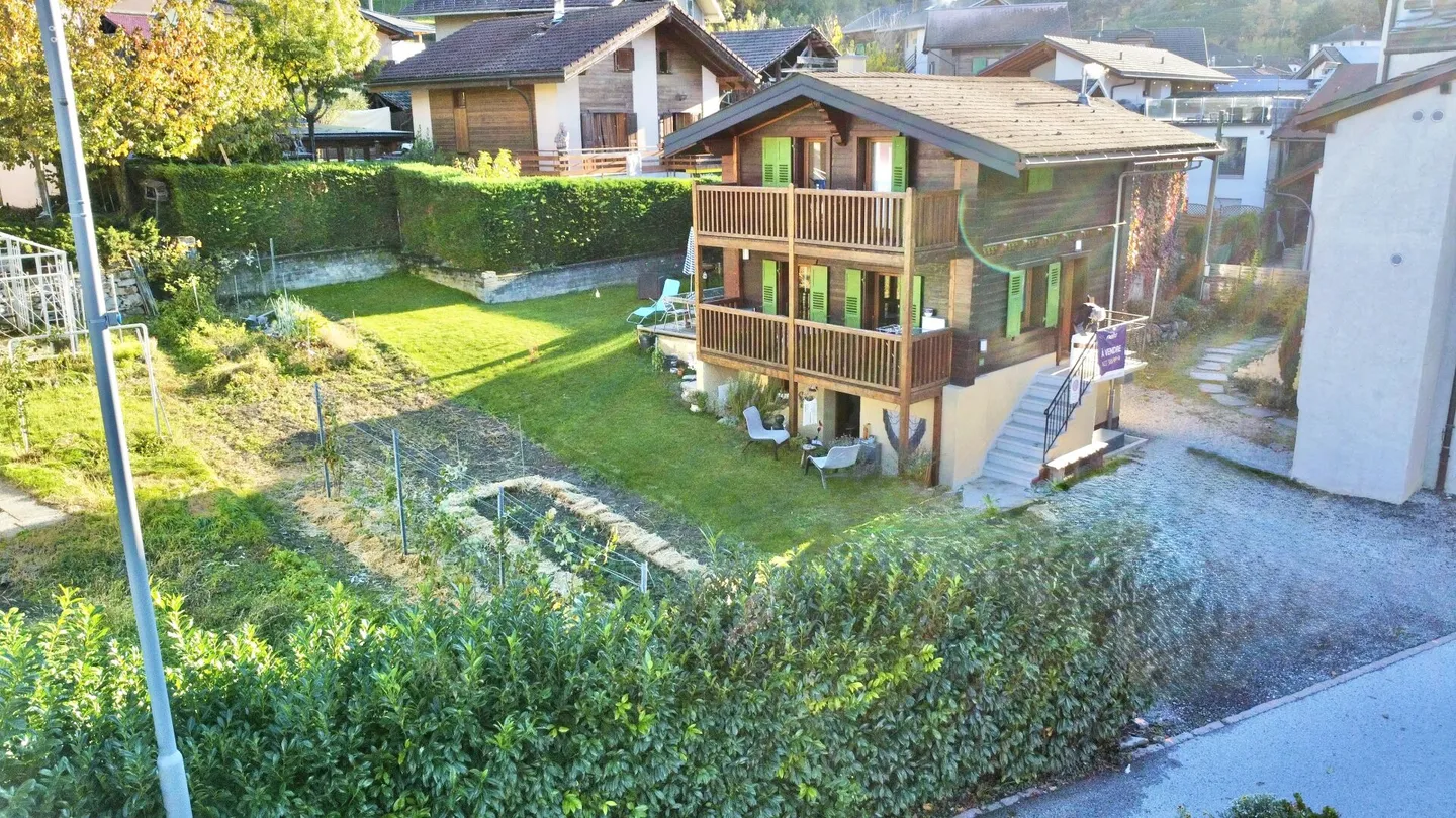 Maison Charmante avec Studio à Réchy - Photo 3 sur 12