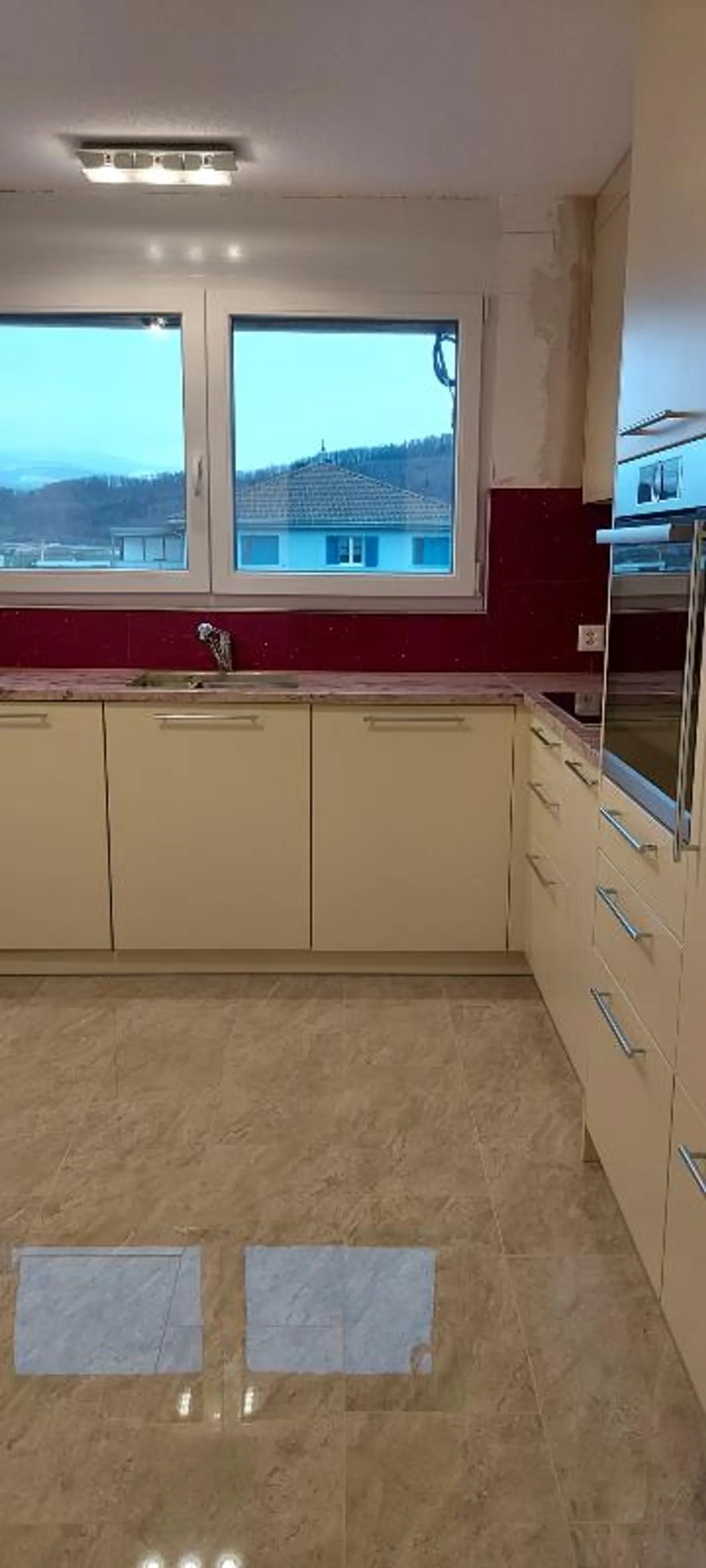 4.5 Room Apartment - Photo 5 of 5