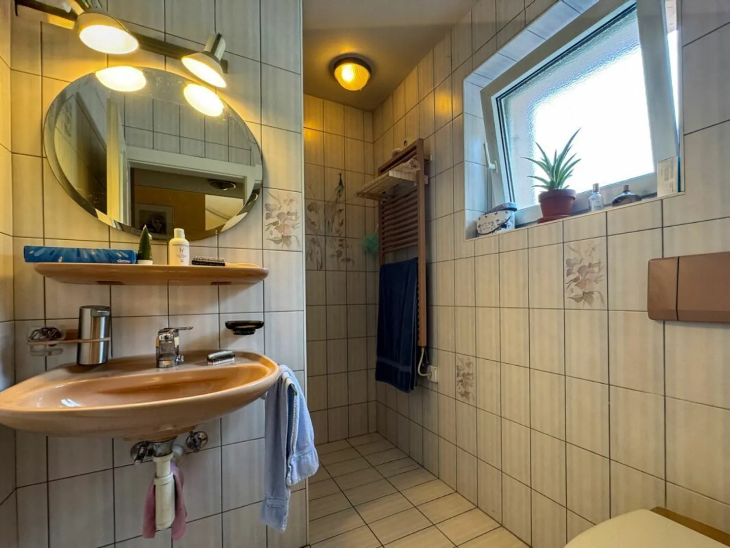 Casa indipendente ad Aigle con giardino. - Foto 23 di 28