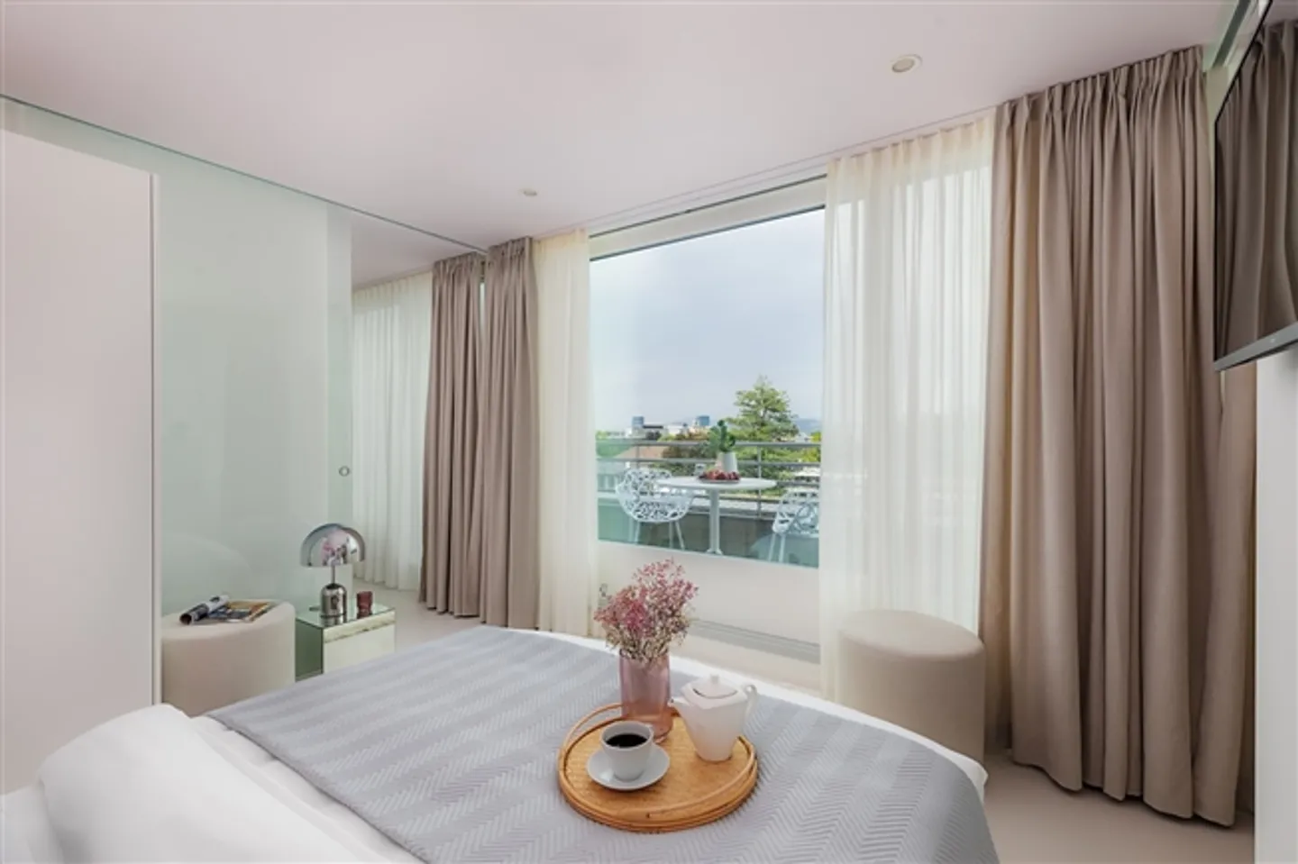 «1 Bedroom Apartment Junior» - Photo 1 of 7