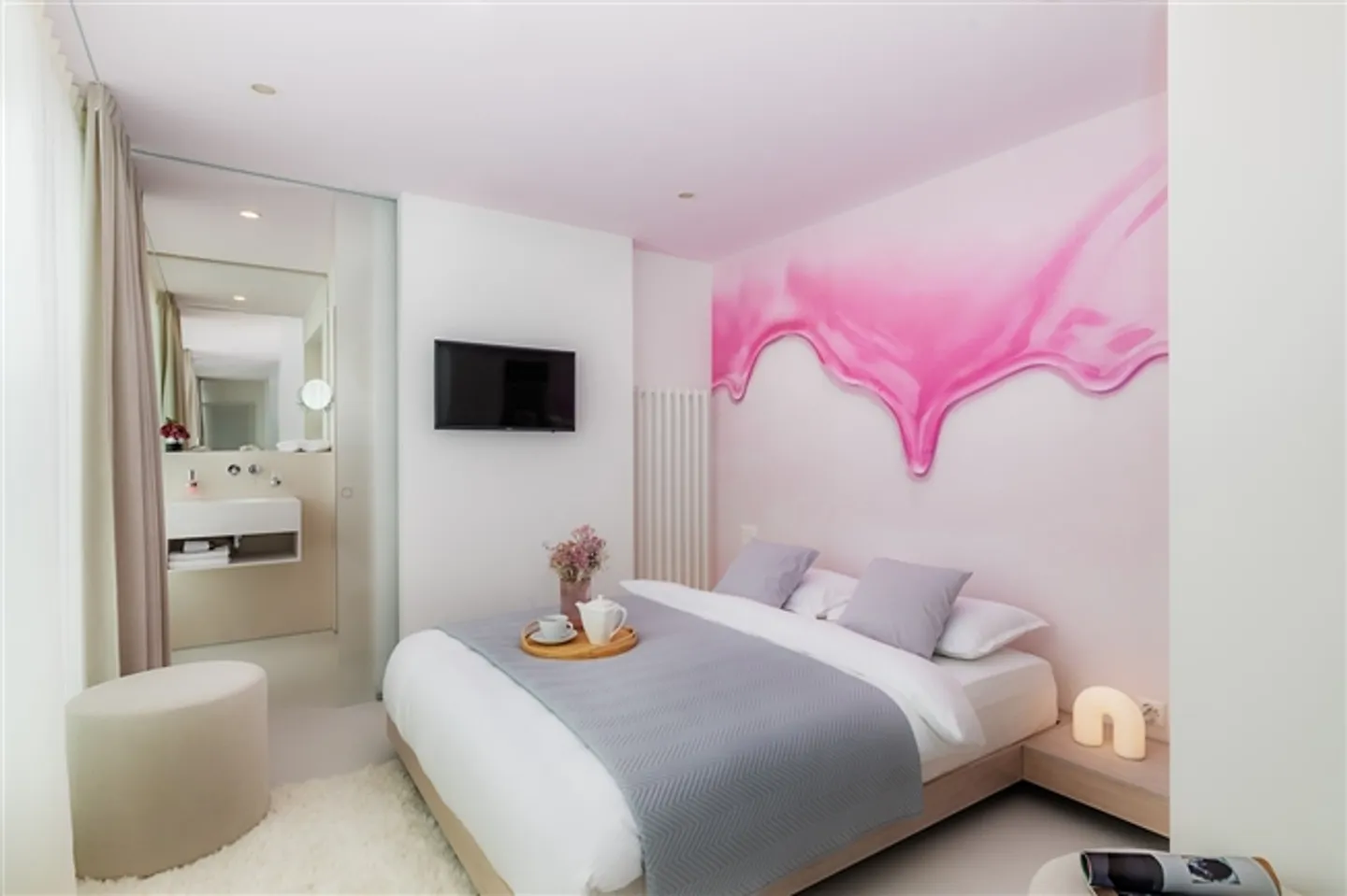 «1 Bedroom Apartment Junior» - Photo 2 of 7