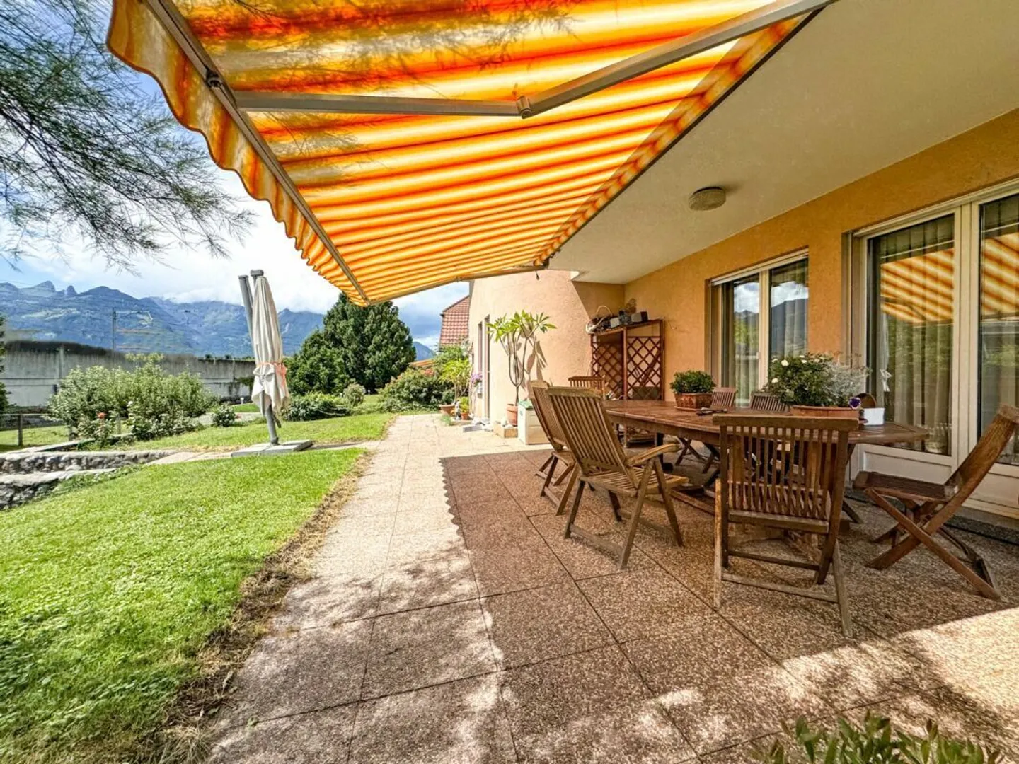 Casa indipendente ad Aigle con giardino. - Foto 27 di 28