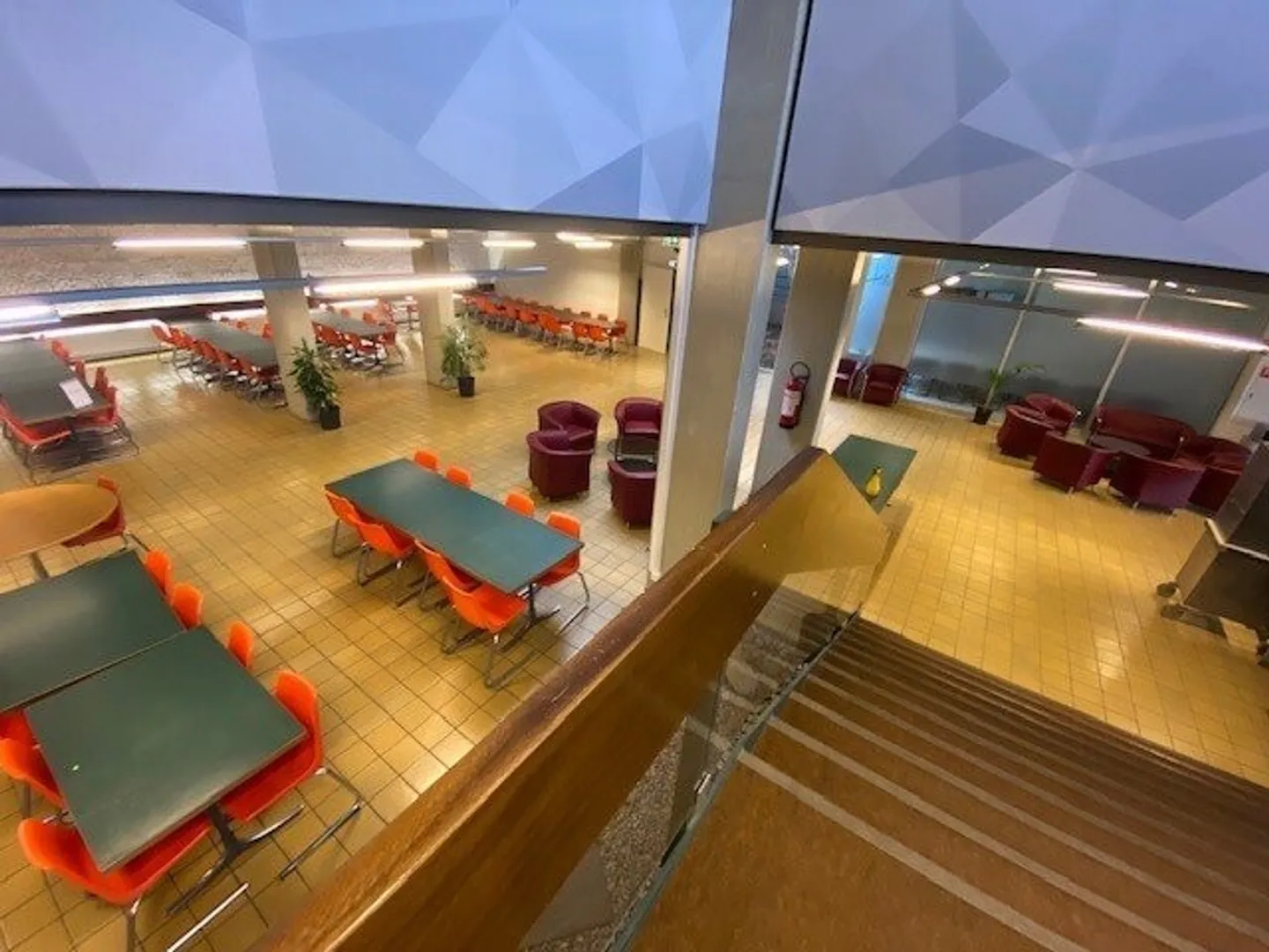 Restaurant - Photo 3 of 12