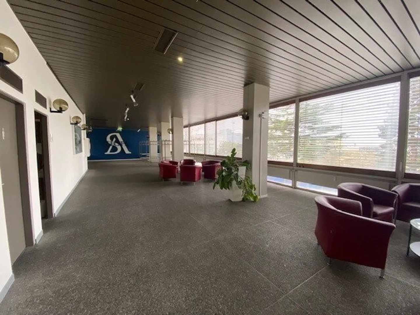 Restaurant - Photo 7 of 12