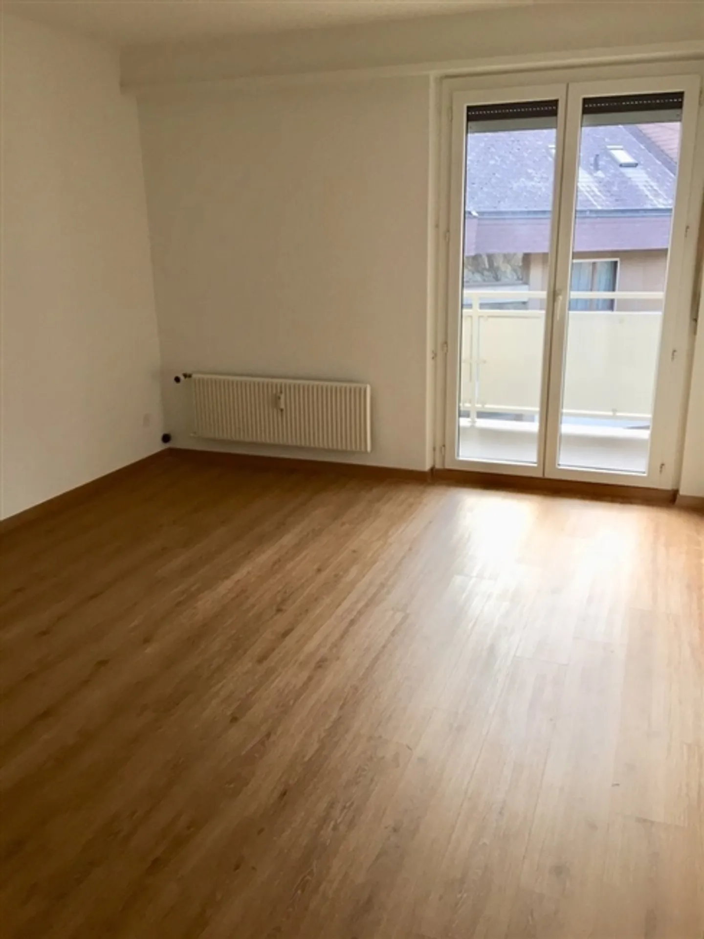 Central 4 1/2-room apartment - Photo 2 of 9