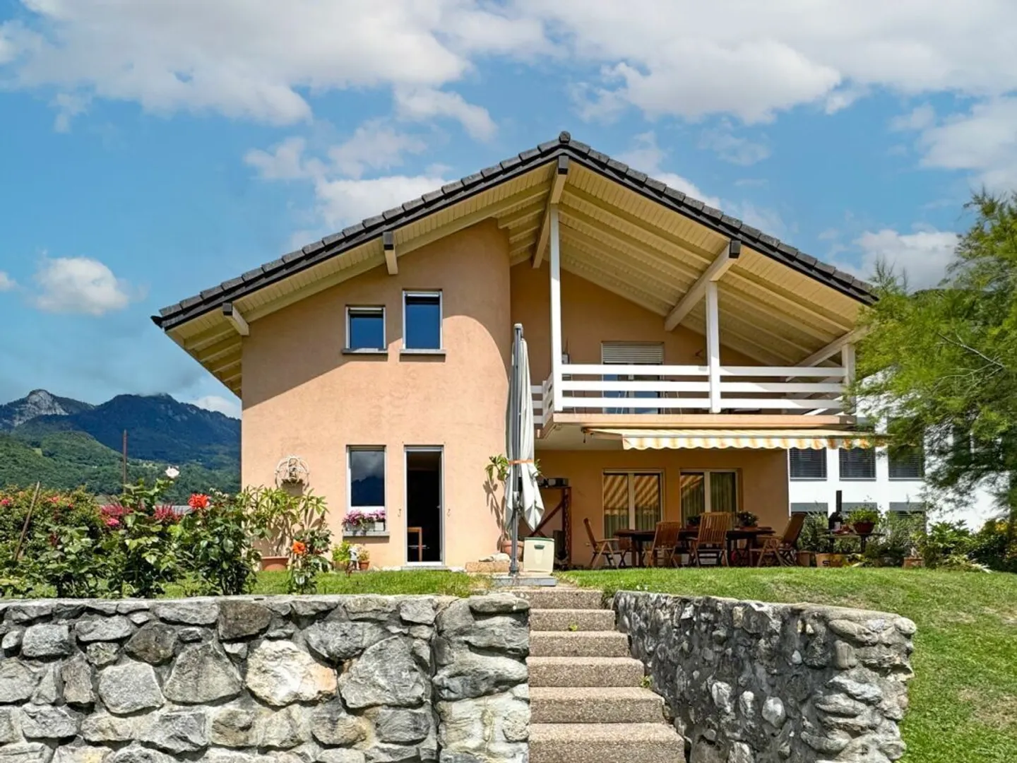 Casa indipendente ad Aigle con giardino. - Foto 24 di 28