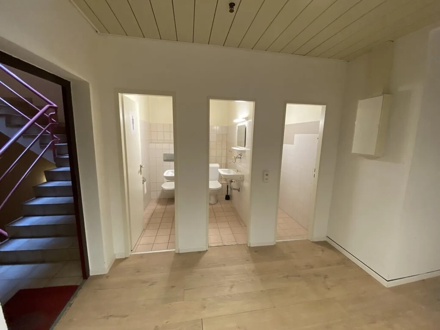 Vos nouveaux bureaux proche de l'autoroute ! - Photo 10 sur 11