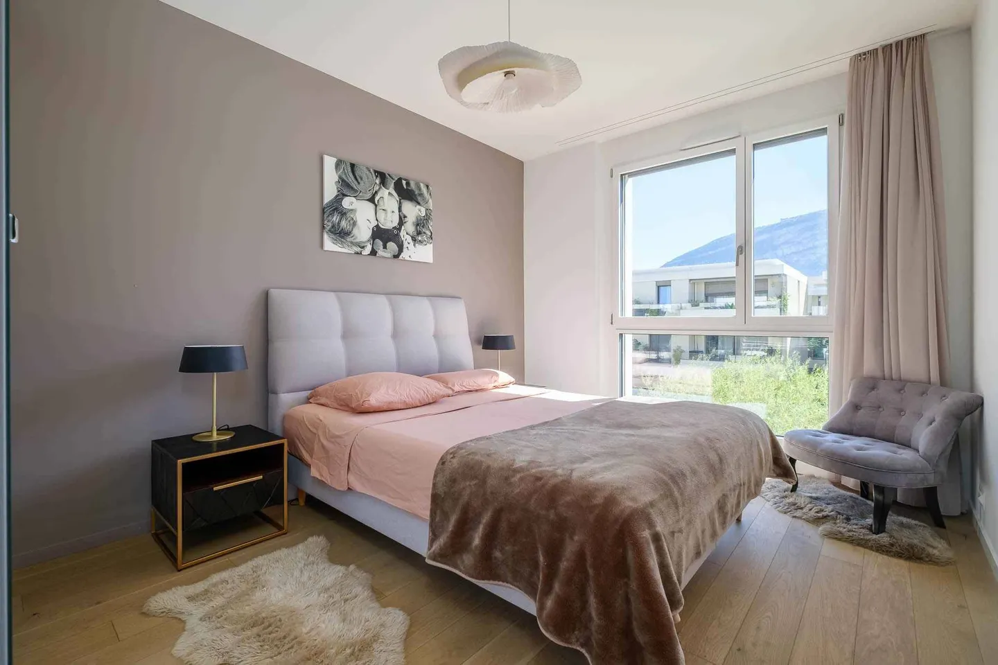 Modern Apartment in Troinex - Photo 7 of 13