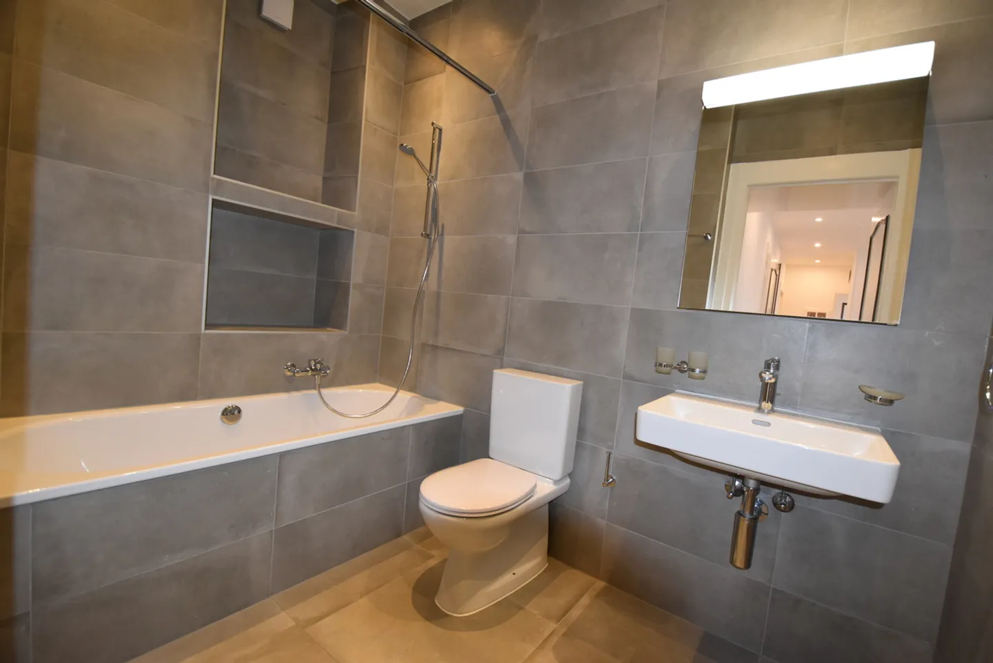 Appartamento con carattere in affitto a Losanna, quartiere Bd de Grancy - Foto 7 di 9