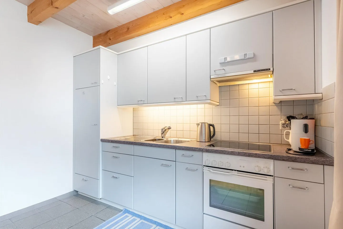 2.5-Zimmer-Wohnung mit grosser Dachterrasse in ruhiger Lage - Foto 4 von 11